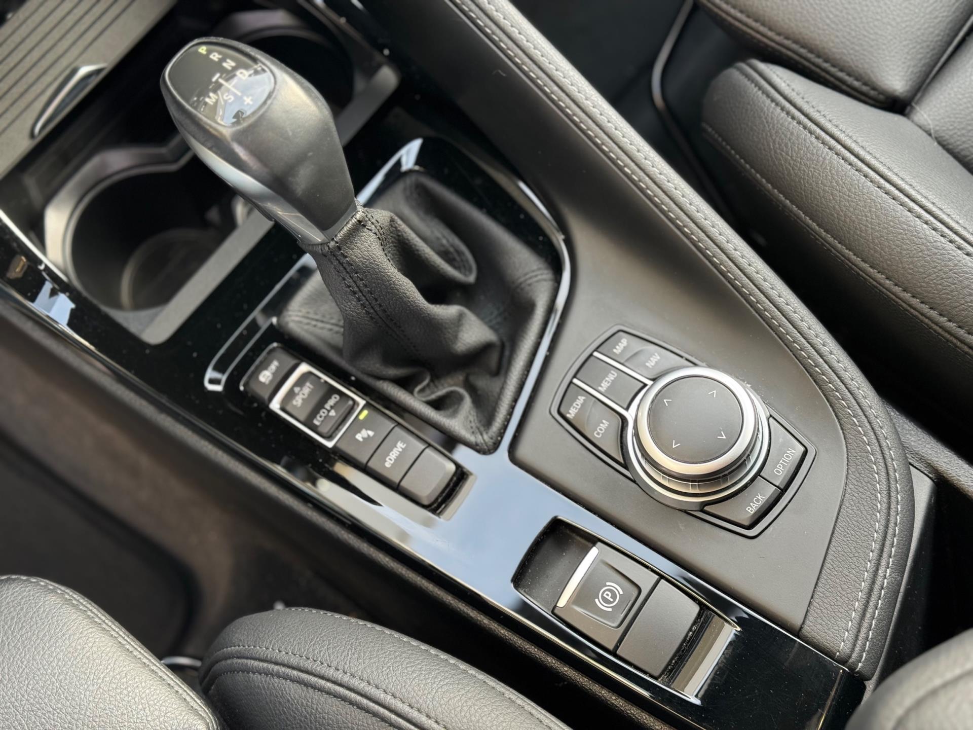Foto van BMW X1 Xdrive25e