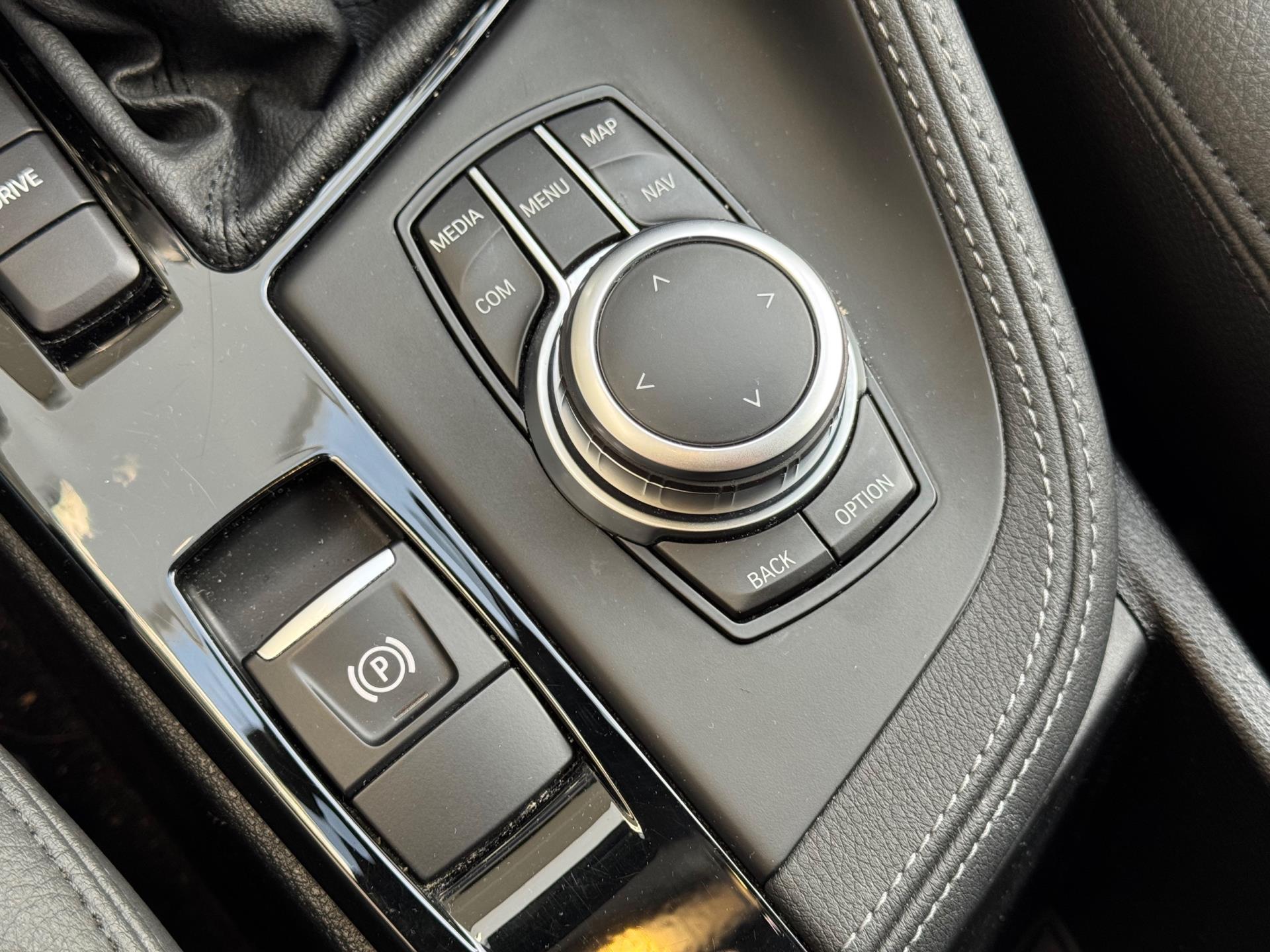 Foto van BMW X1 Xdrive25e