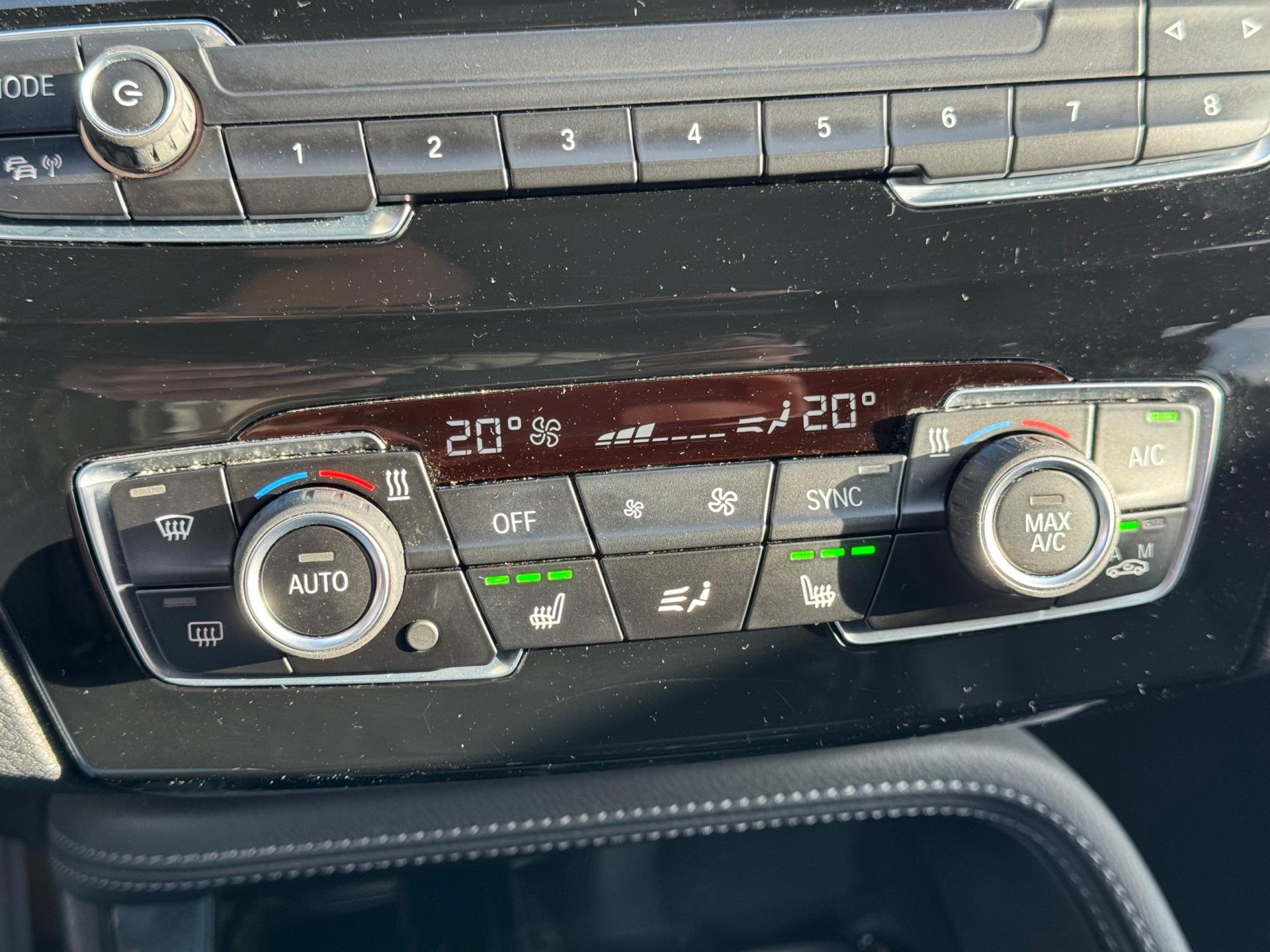 Foto van BMW X1 Xdrive25e