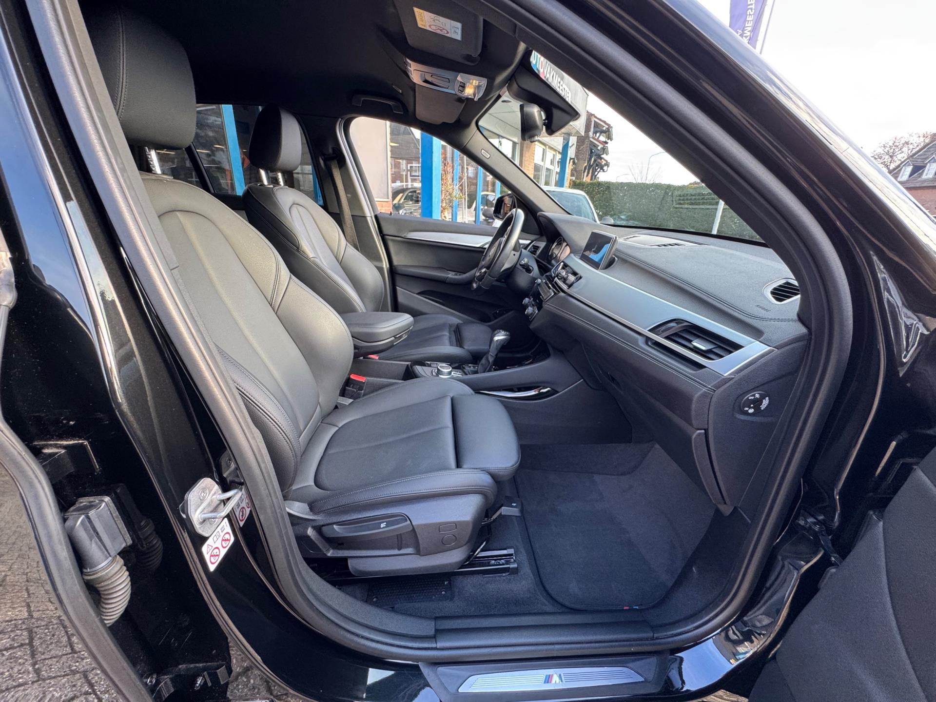 Foto van BMW X1 Xdrive25e