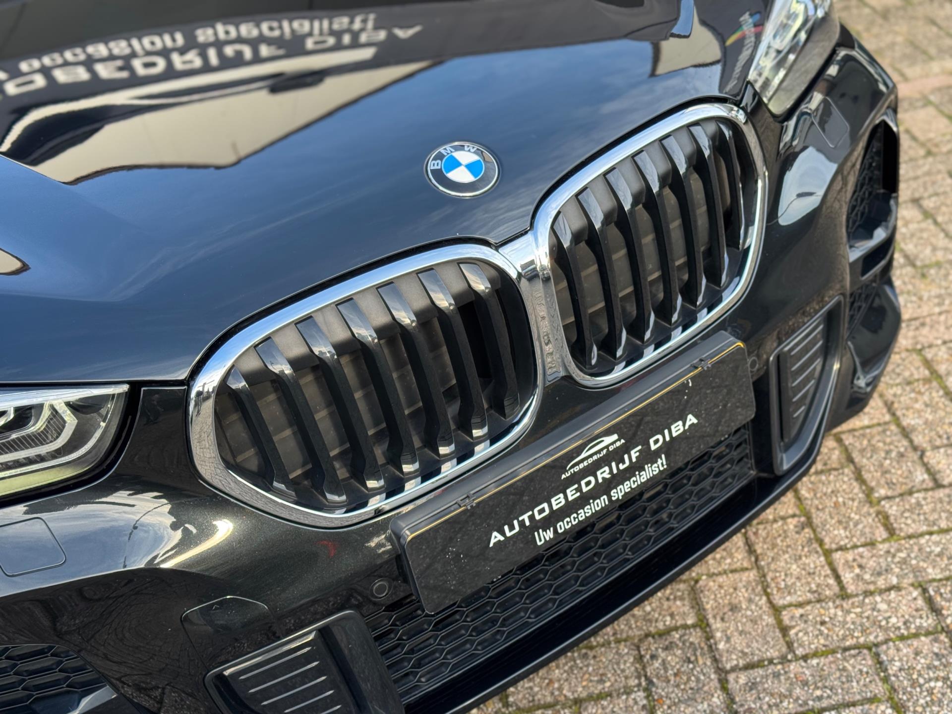Foto van BMW X1 Xdrive25e