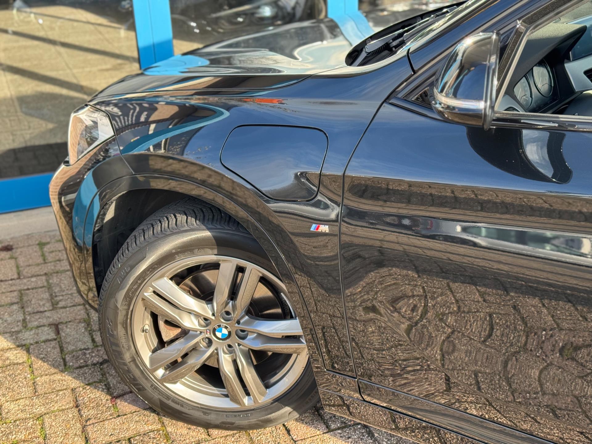 Foto van BMW X1 Xdrive25e
