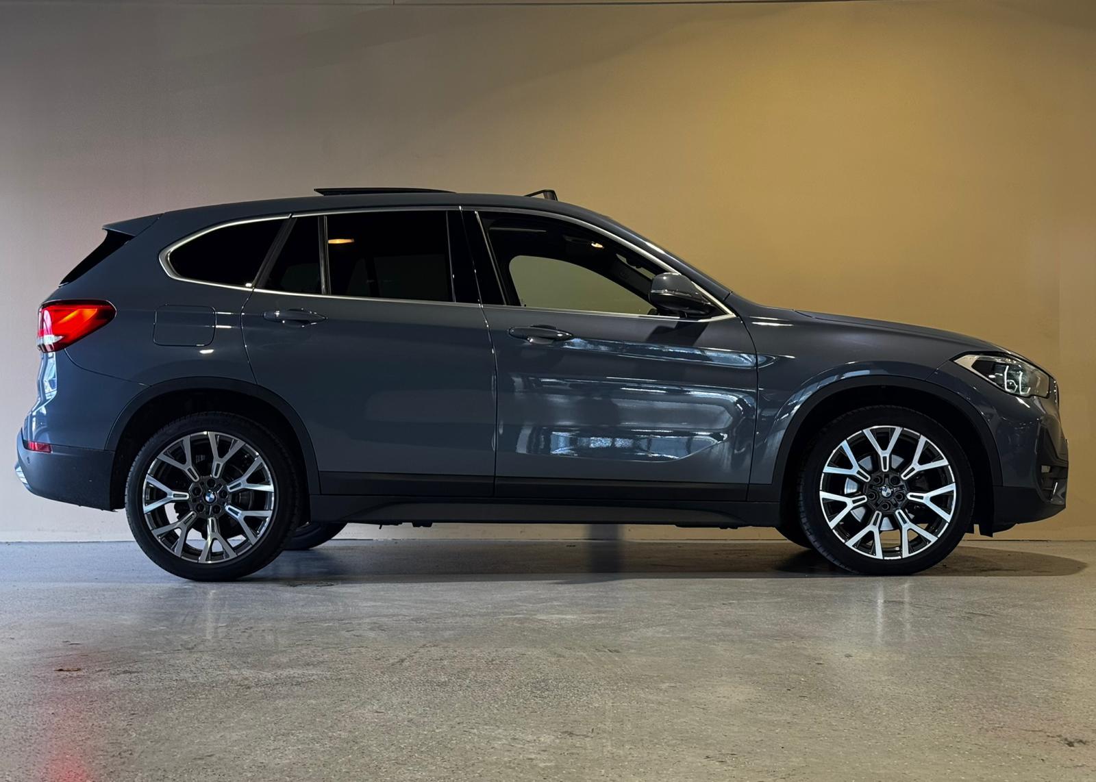 Foto van BMW X1 Sdrive18i