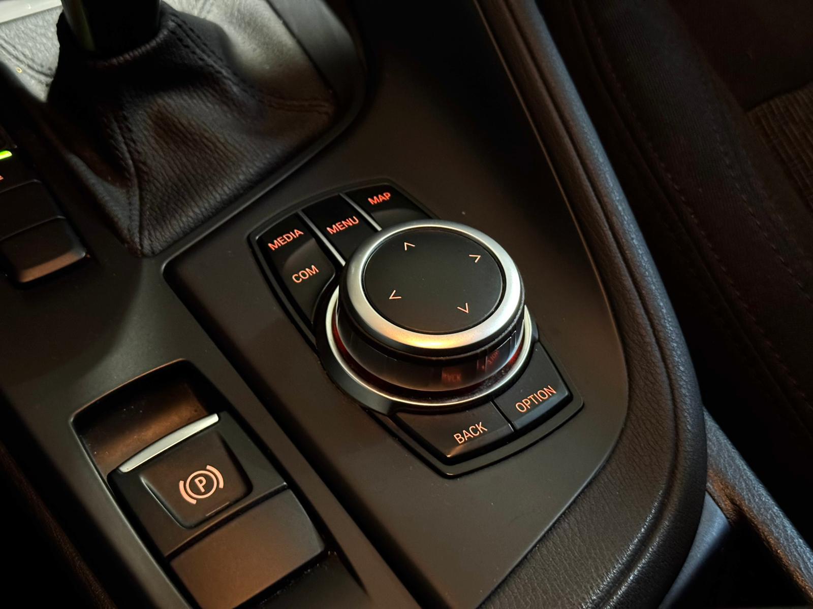 Foto van BMW X1 Sdrive18i