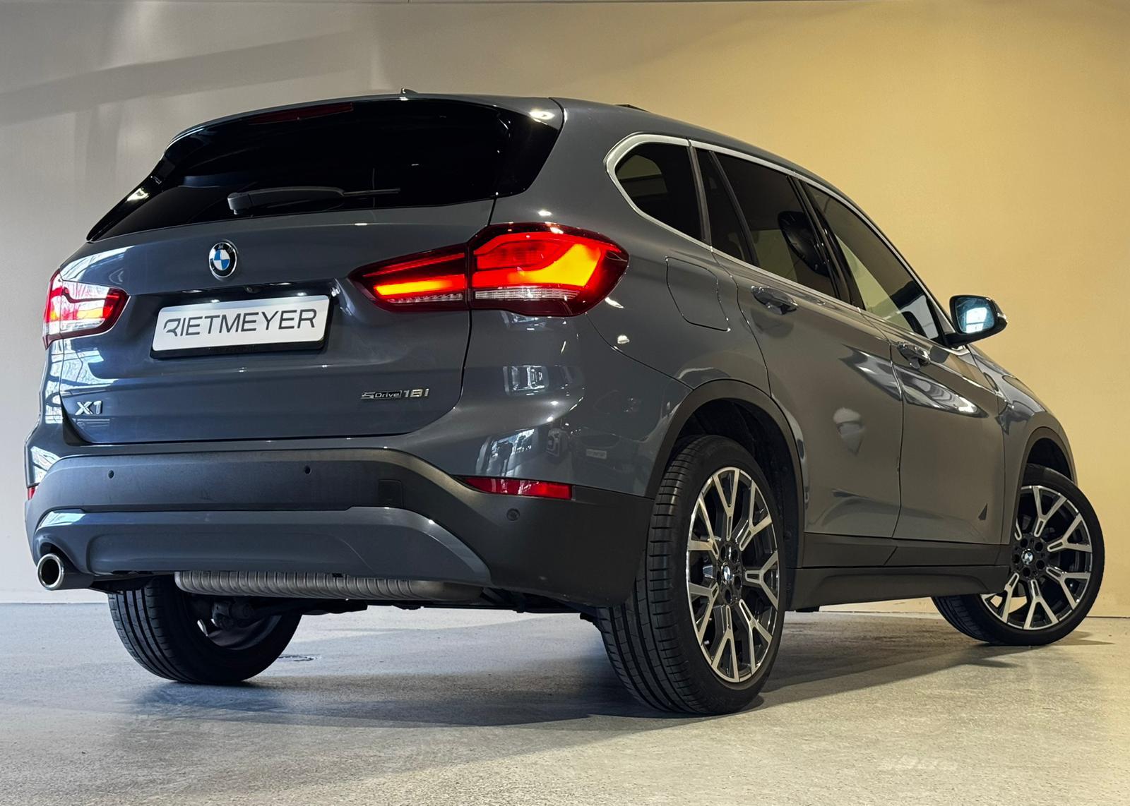 Foto van BMW X1 Sdrive18i