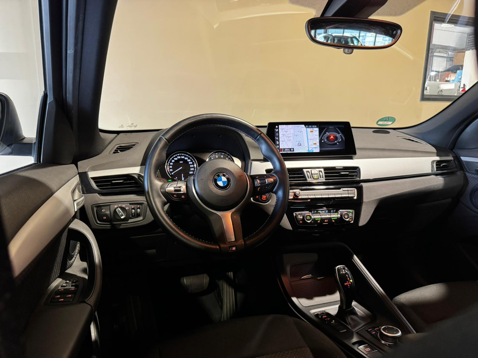 Foto van BMW X1 Sdrive18i