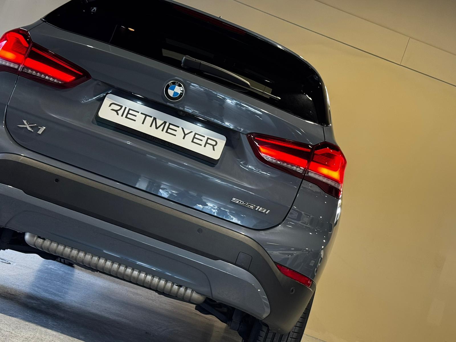 Foto van BMW X1 Sdrive18i