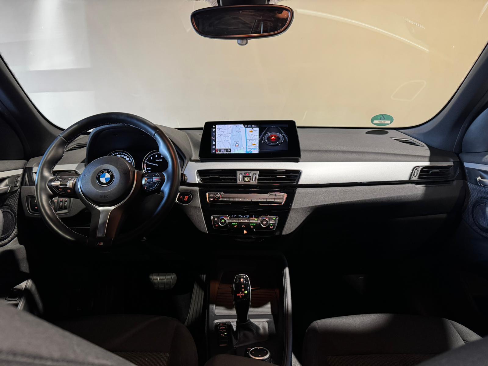 Foto van BMW X1 Sdrive18i