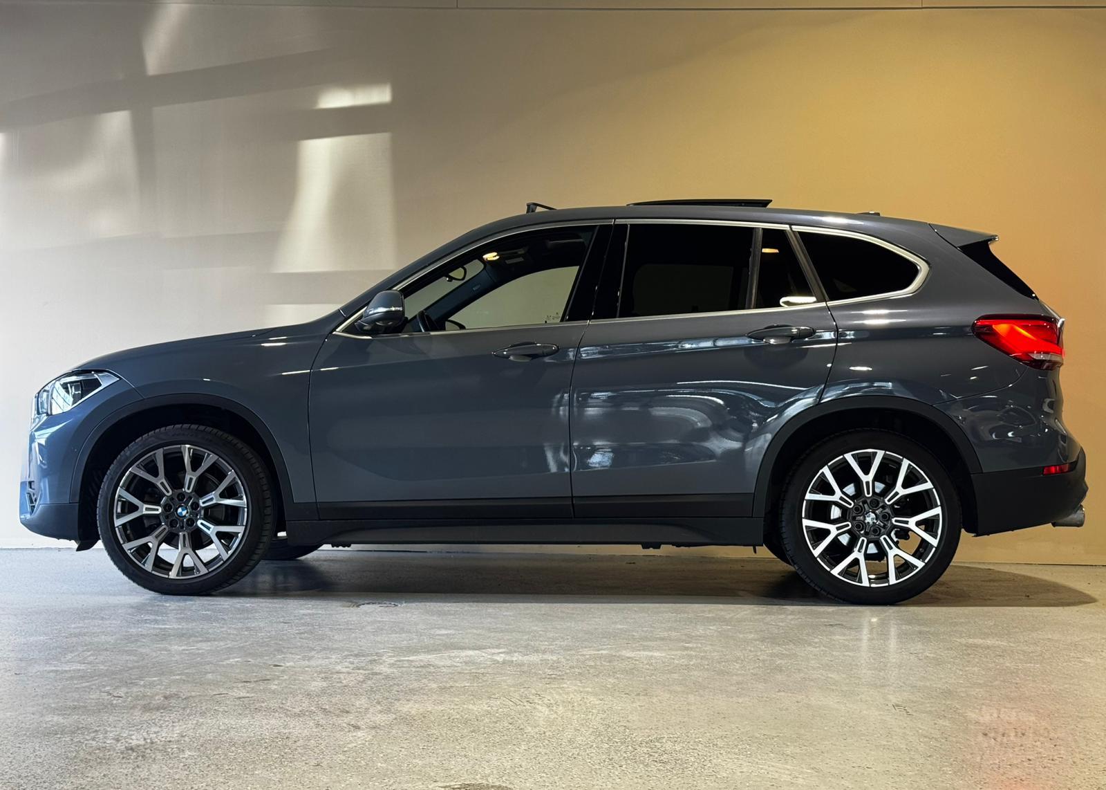 Foto van BMW X1 Sdrive18i