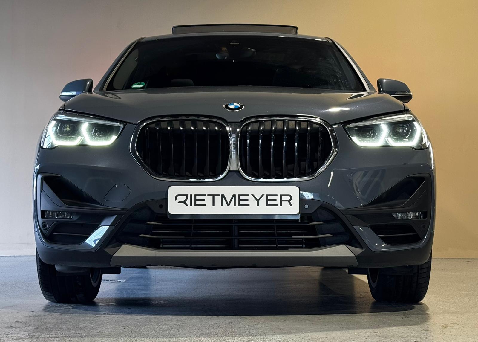 Foto van BMW X1 Sdrive18i