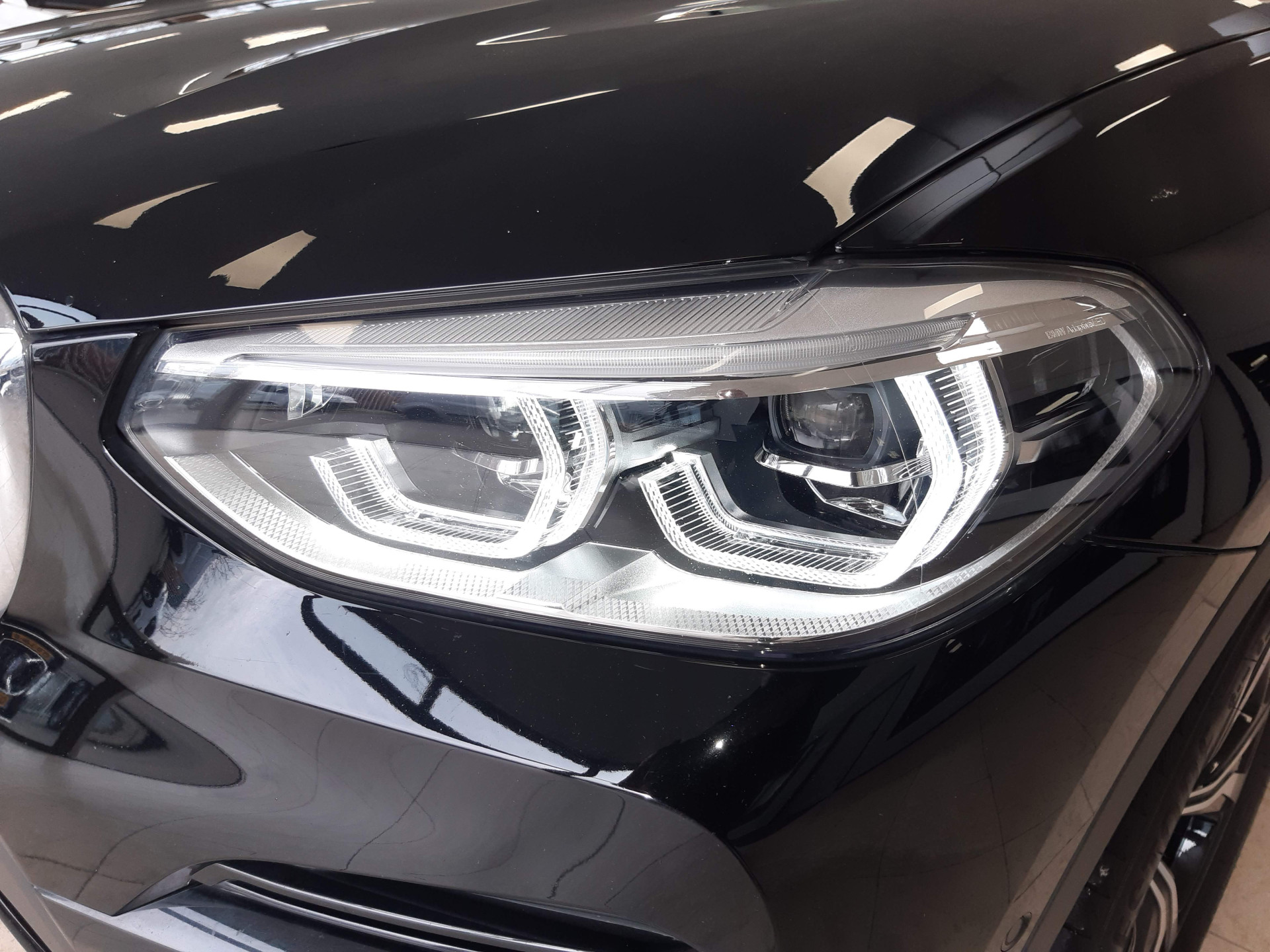 Foto van BMW X3 Xdrive30e