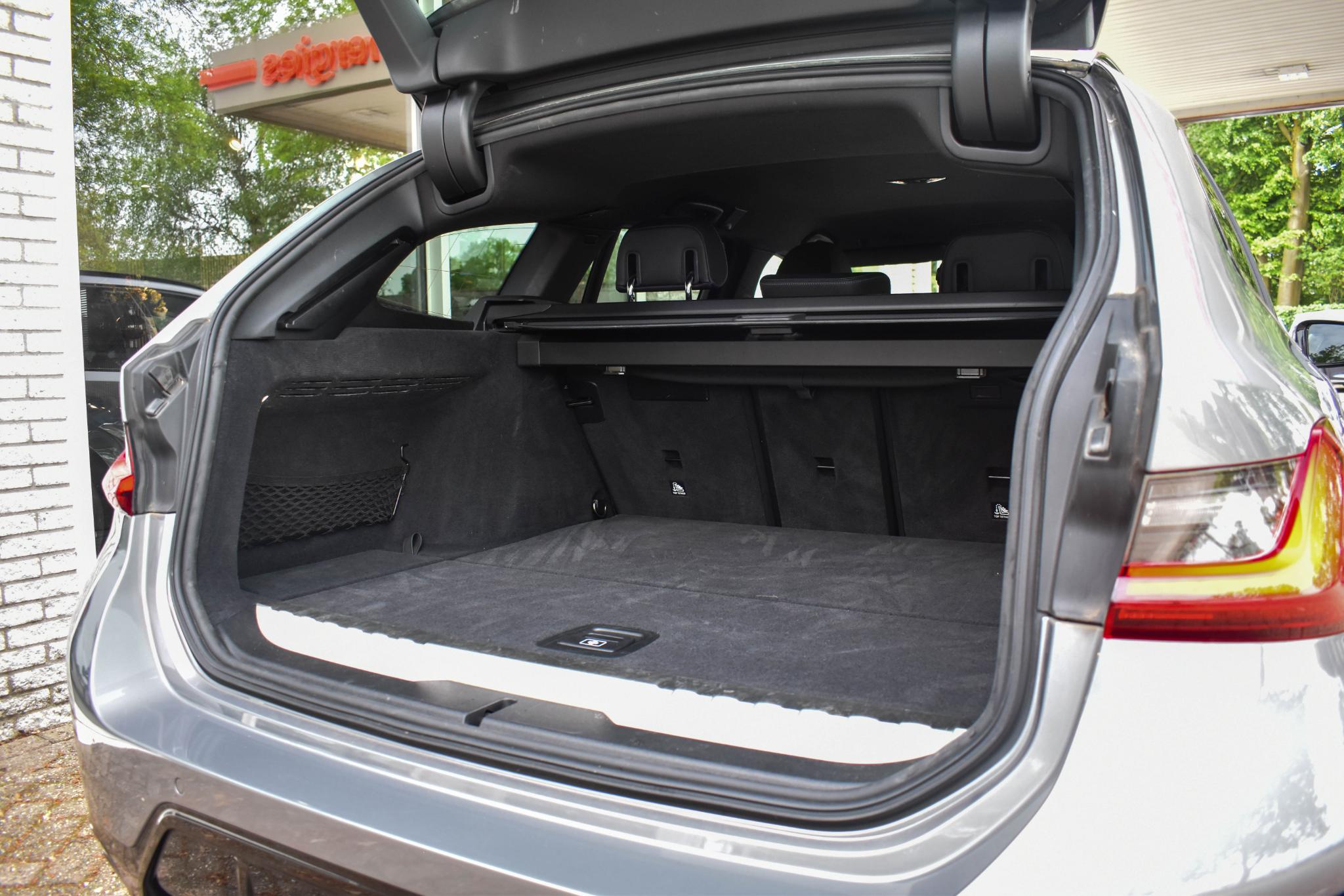 Foto van BMW 330e