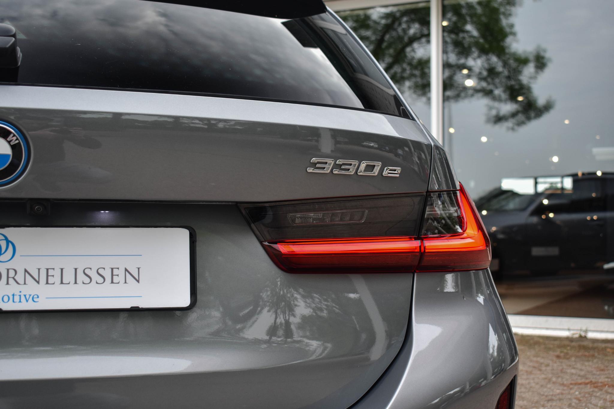 Foto van BMW 330e