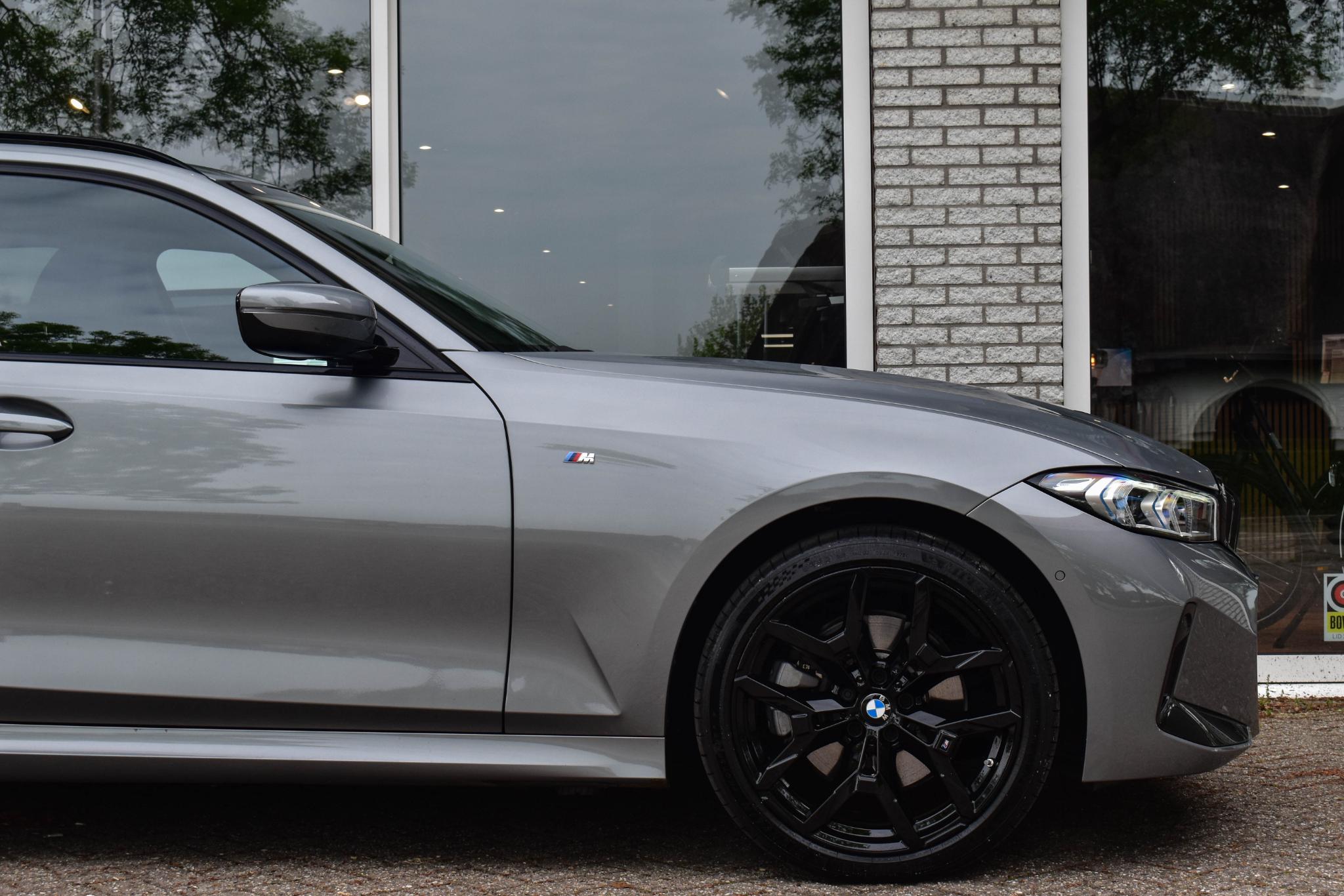 Foto van BMW 330e