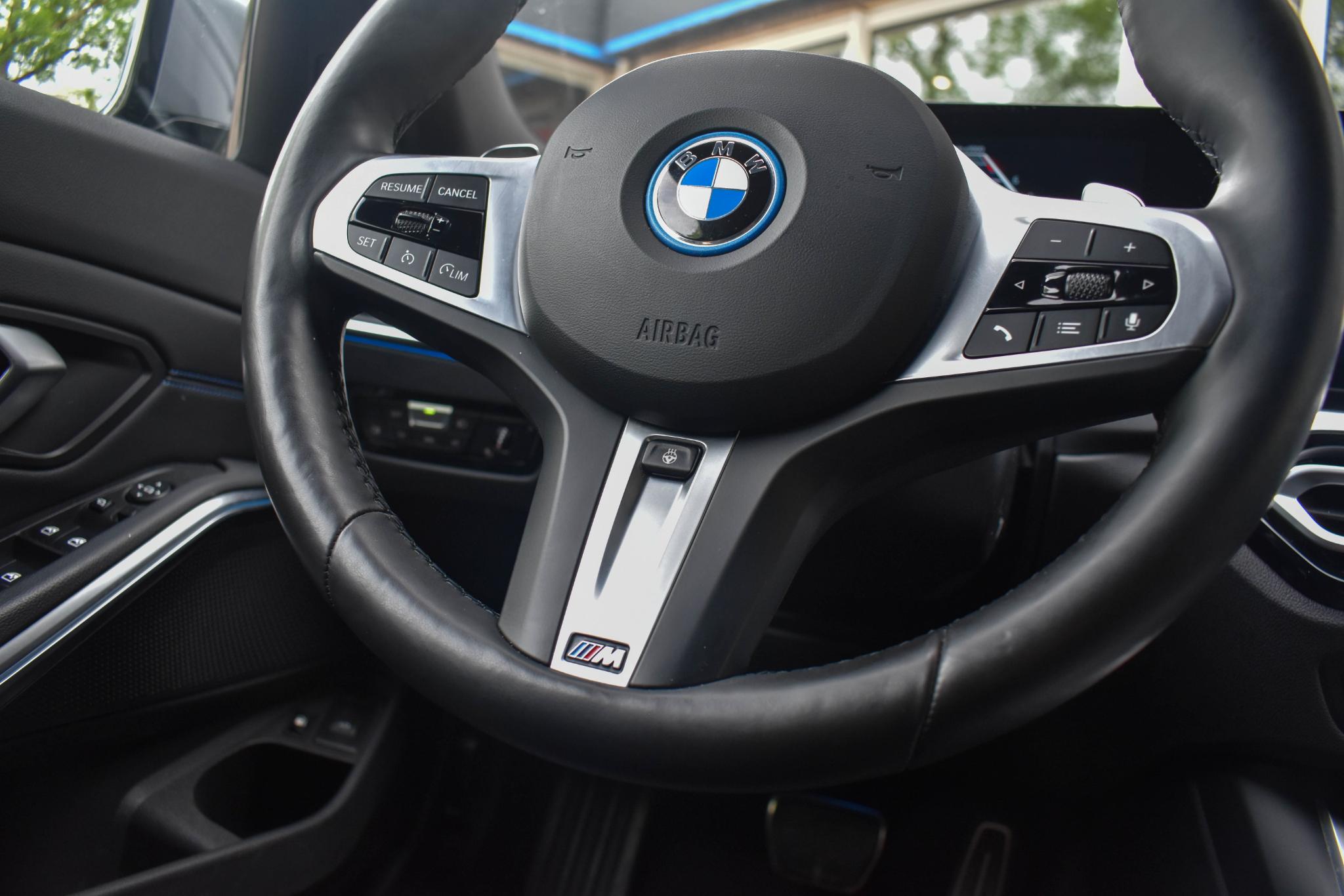 Foto van BMW 330e
