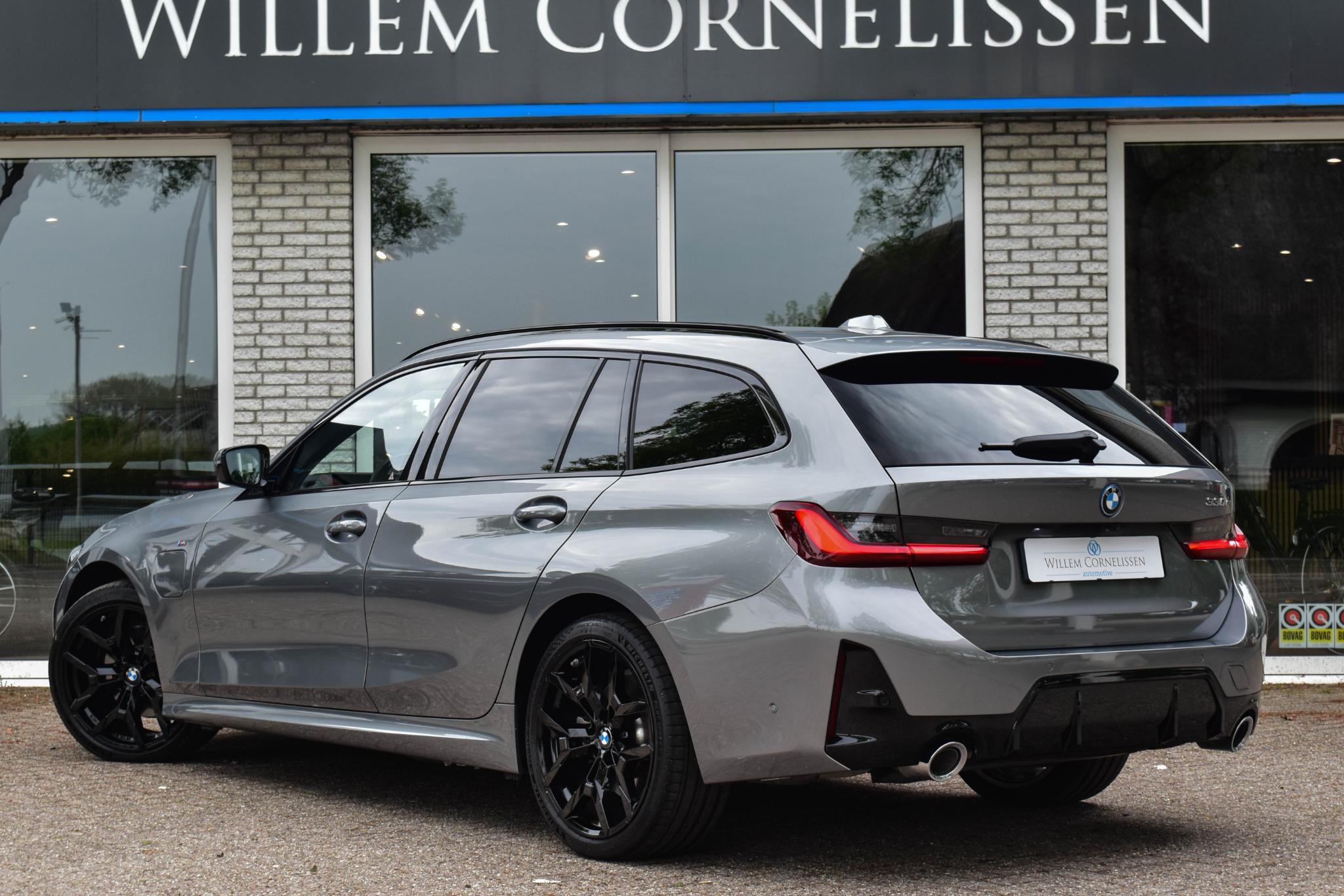 Foto van BMW 330e