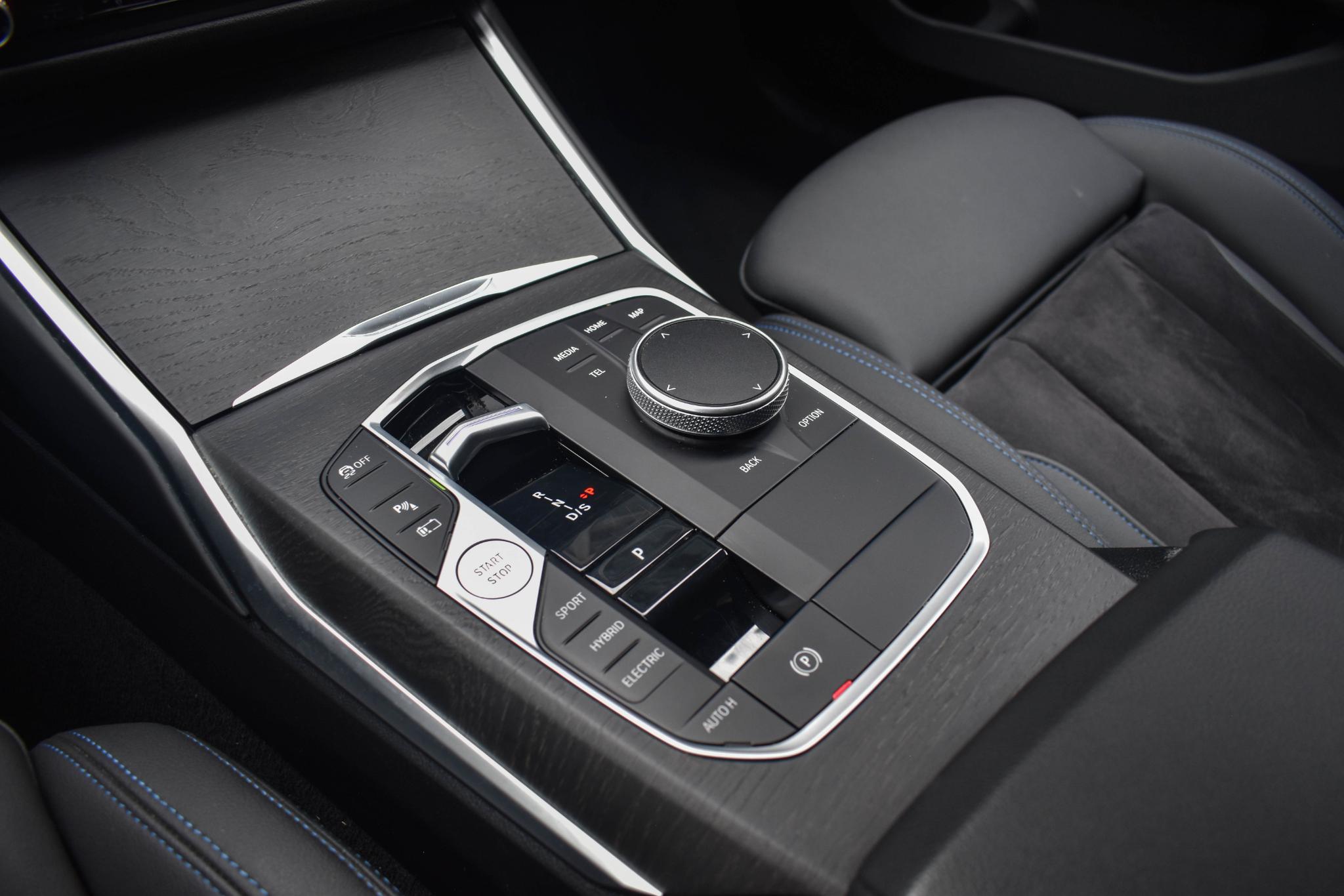 Foto van BMW 330e