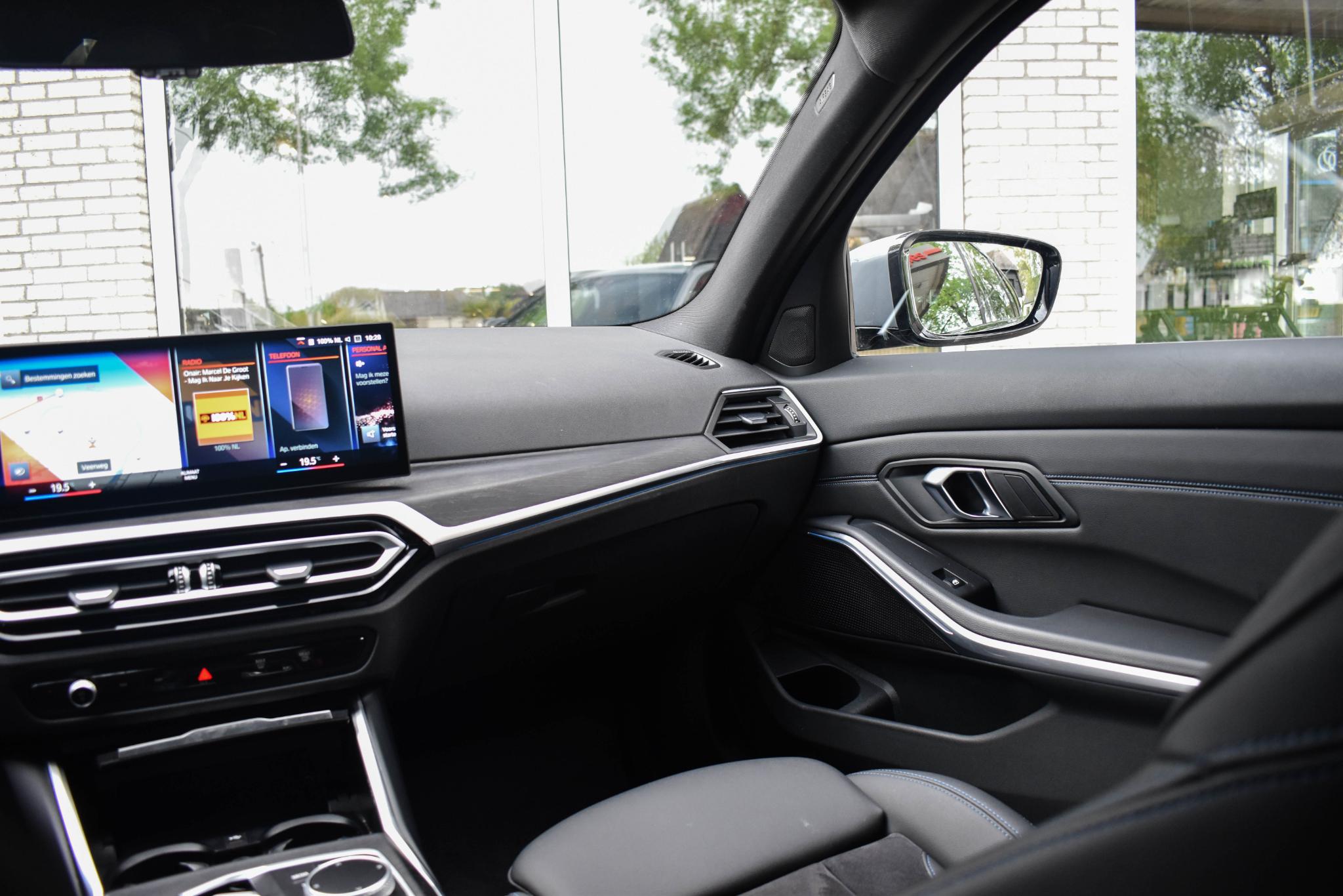 Foto van BMW 330e