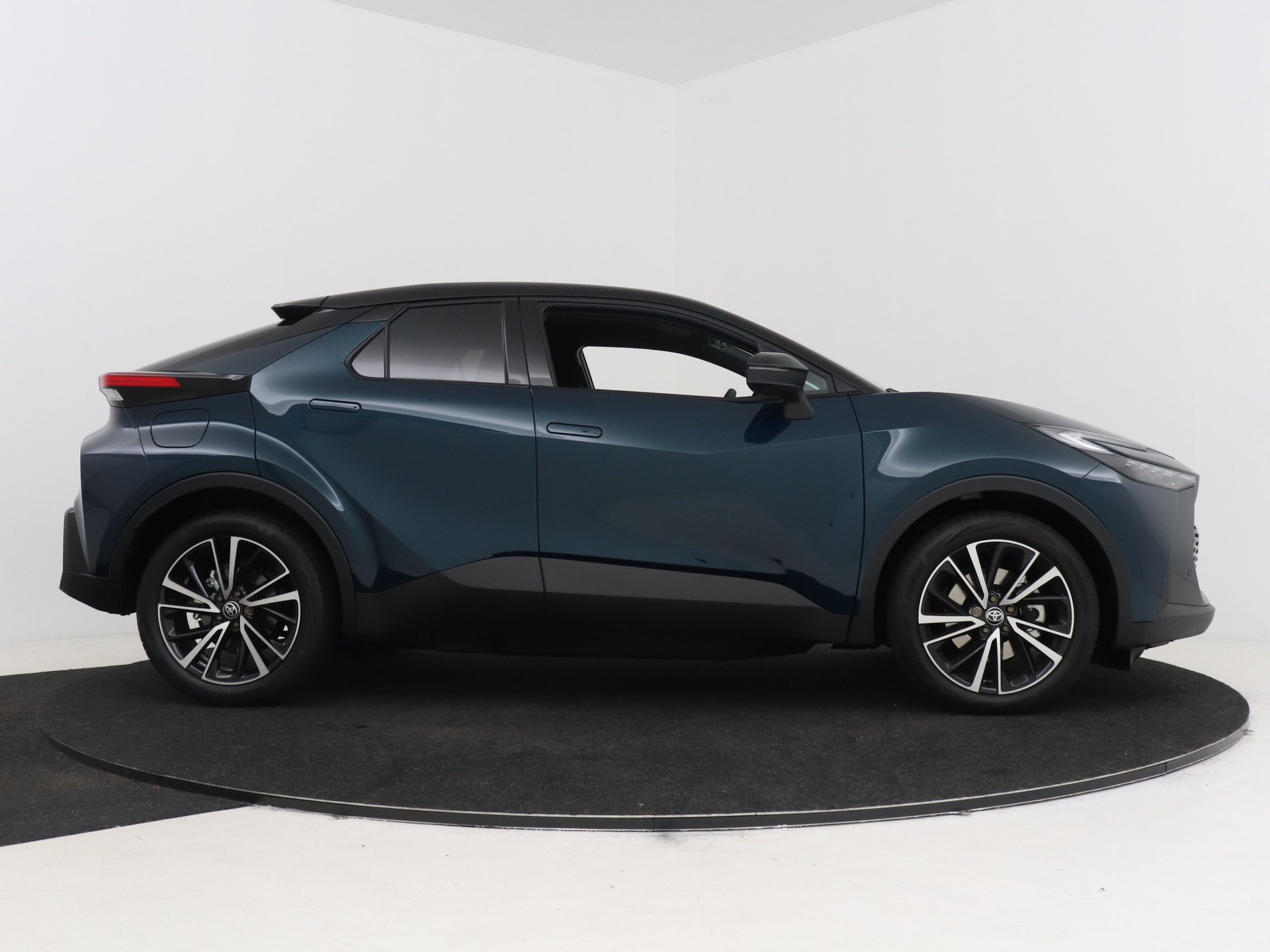 Foto van Toyota C-hr