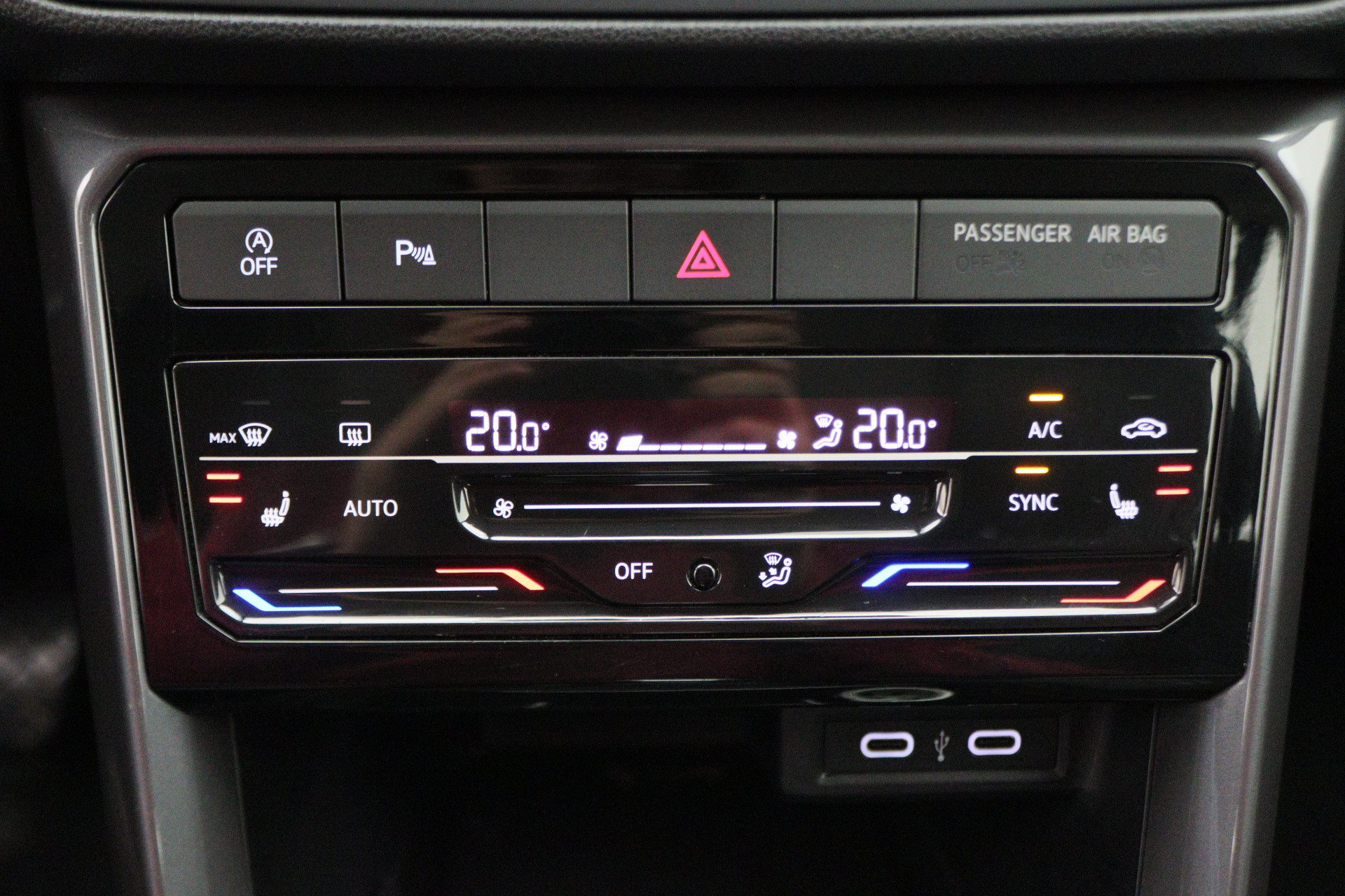 Foto van Volkswagen T-cross