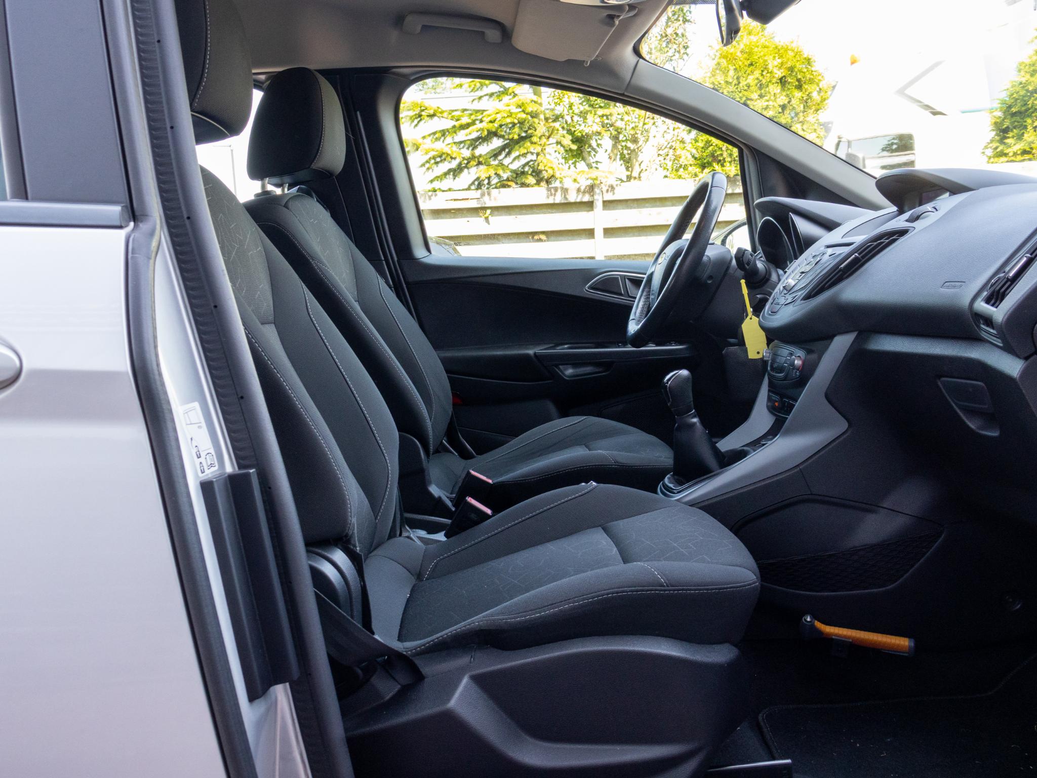 Foto van Ford B-max