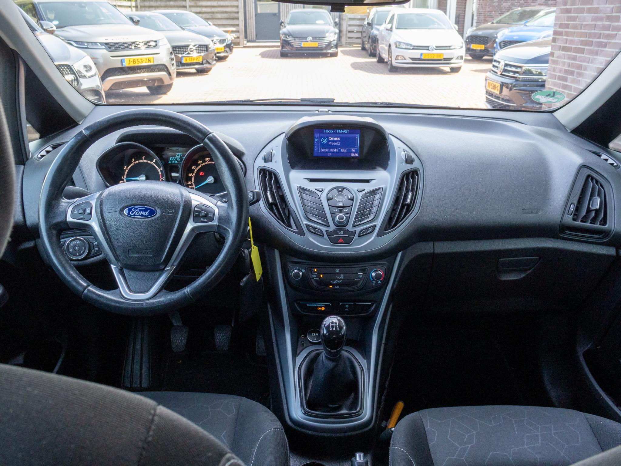 Foto van Ford B-max