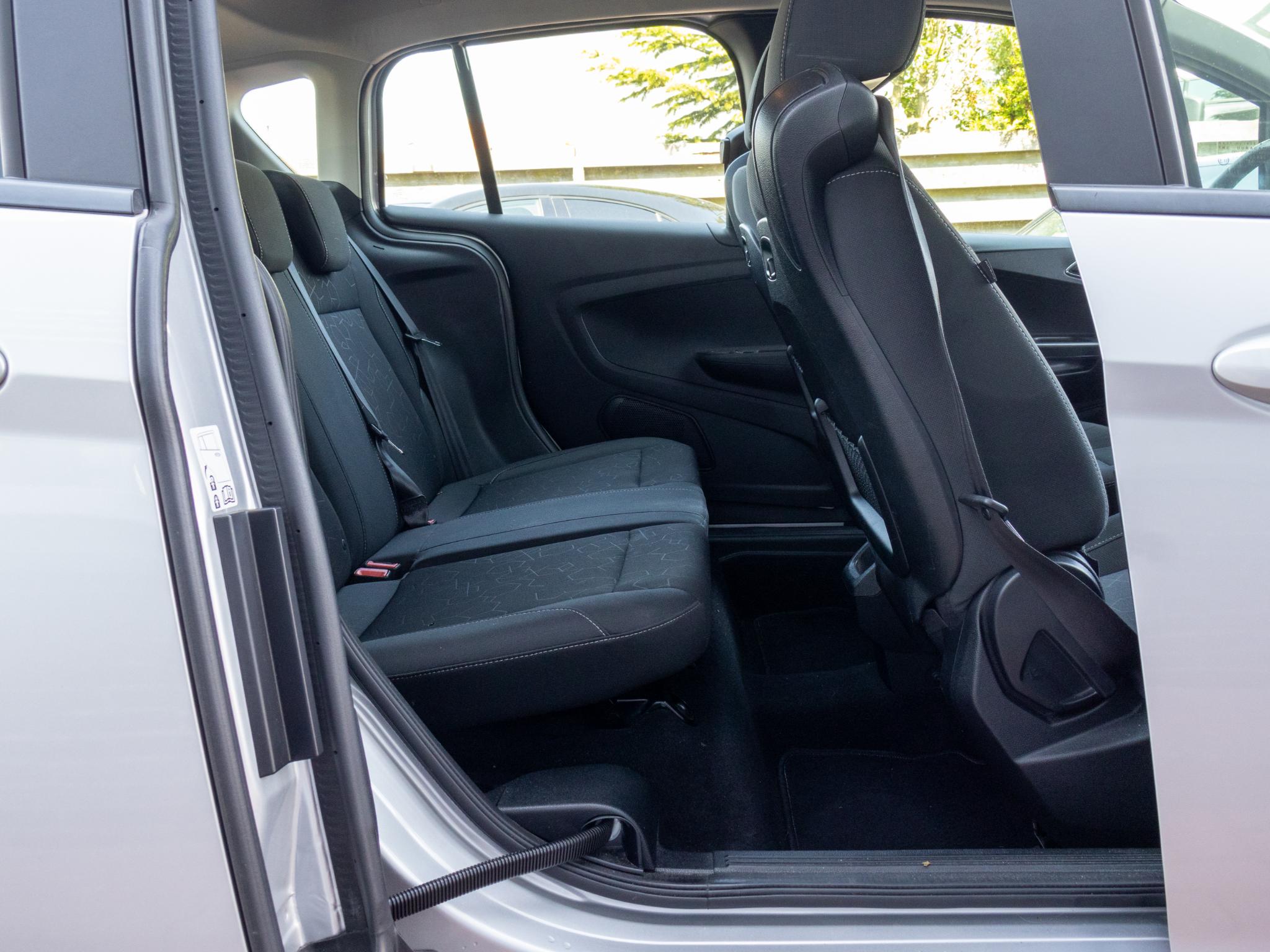 Foto van Ford B-max