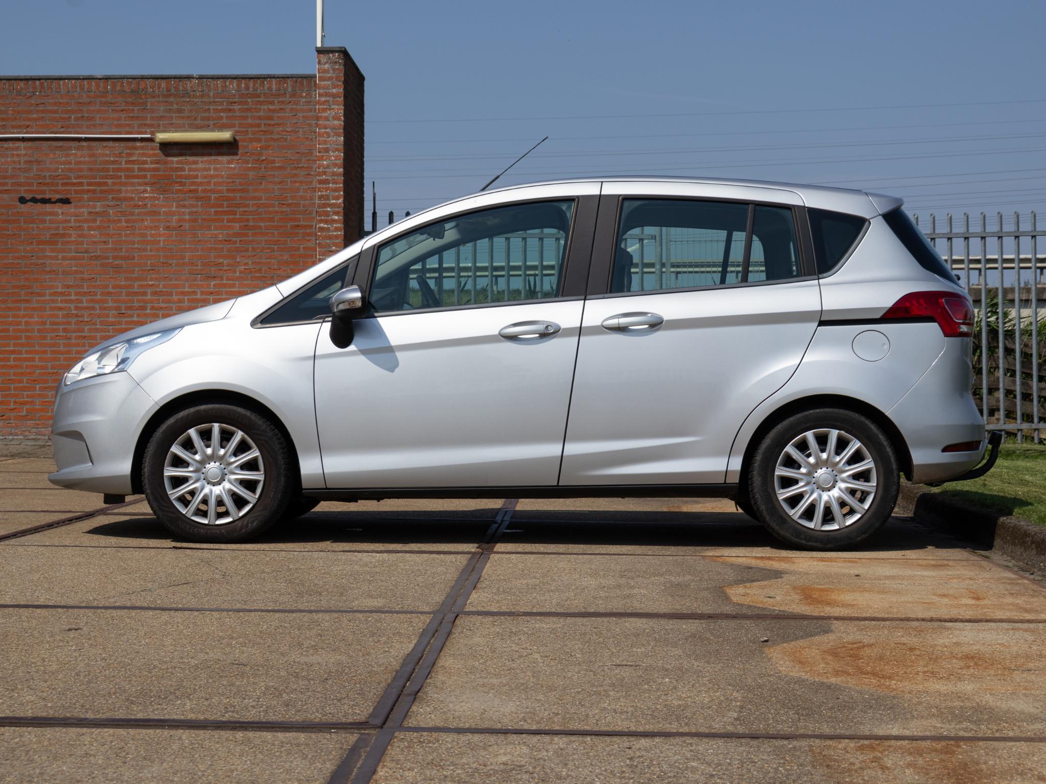 Foto van Ford B-max