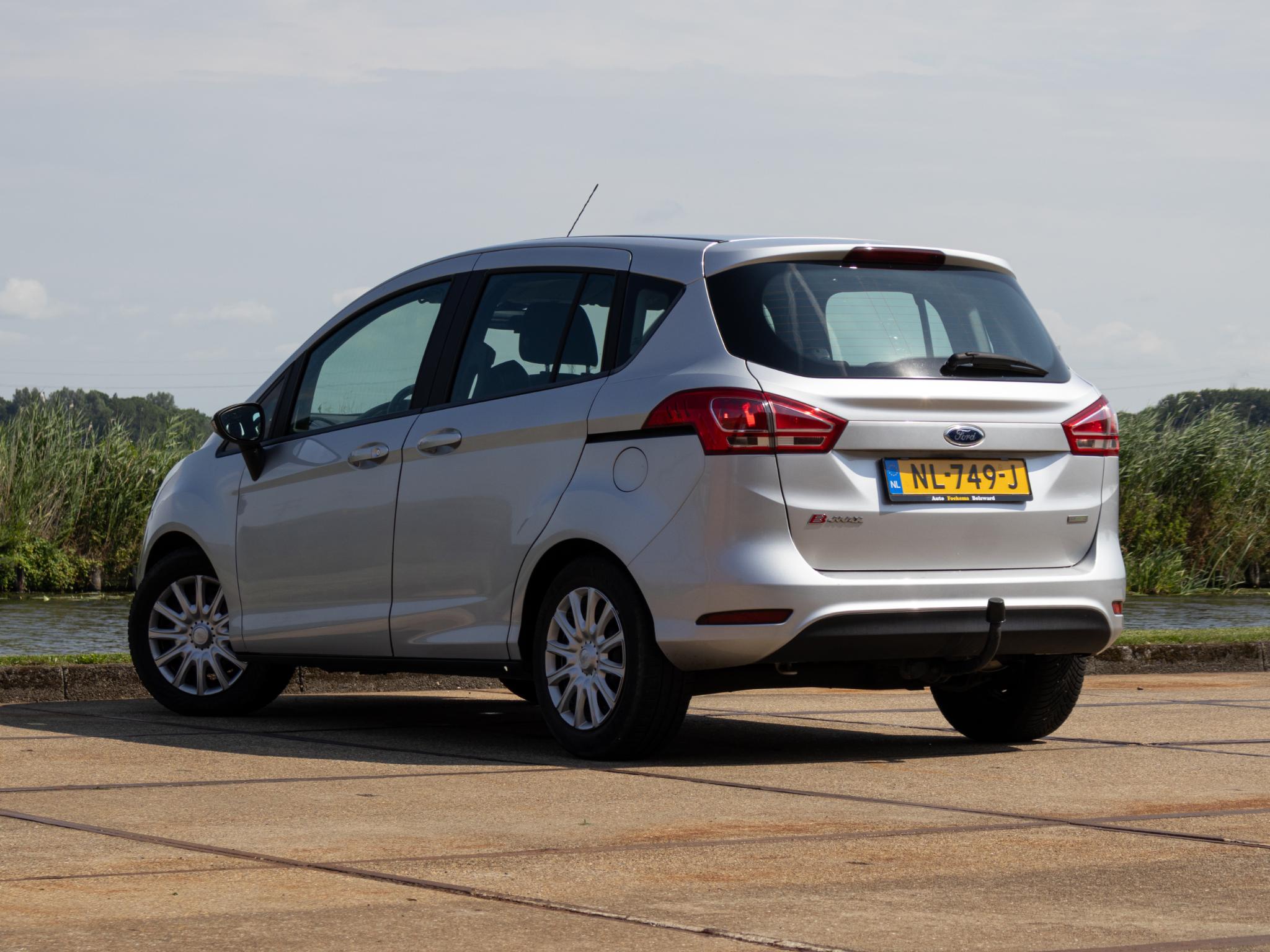 Foto van Ford B-max