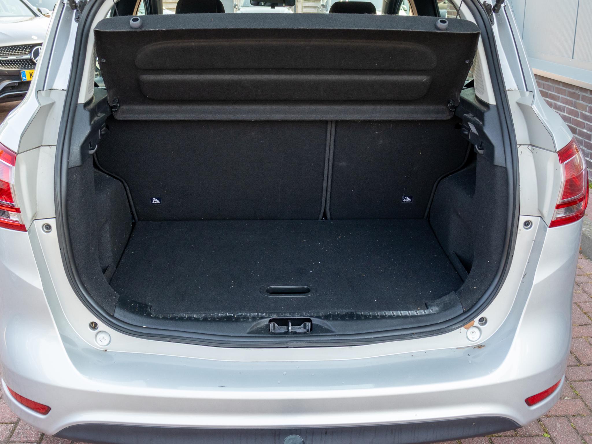 Foto van Ford B-max