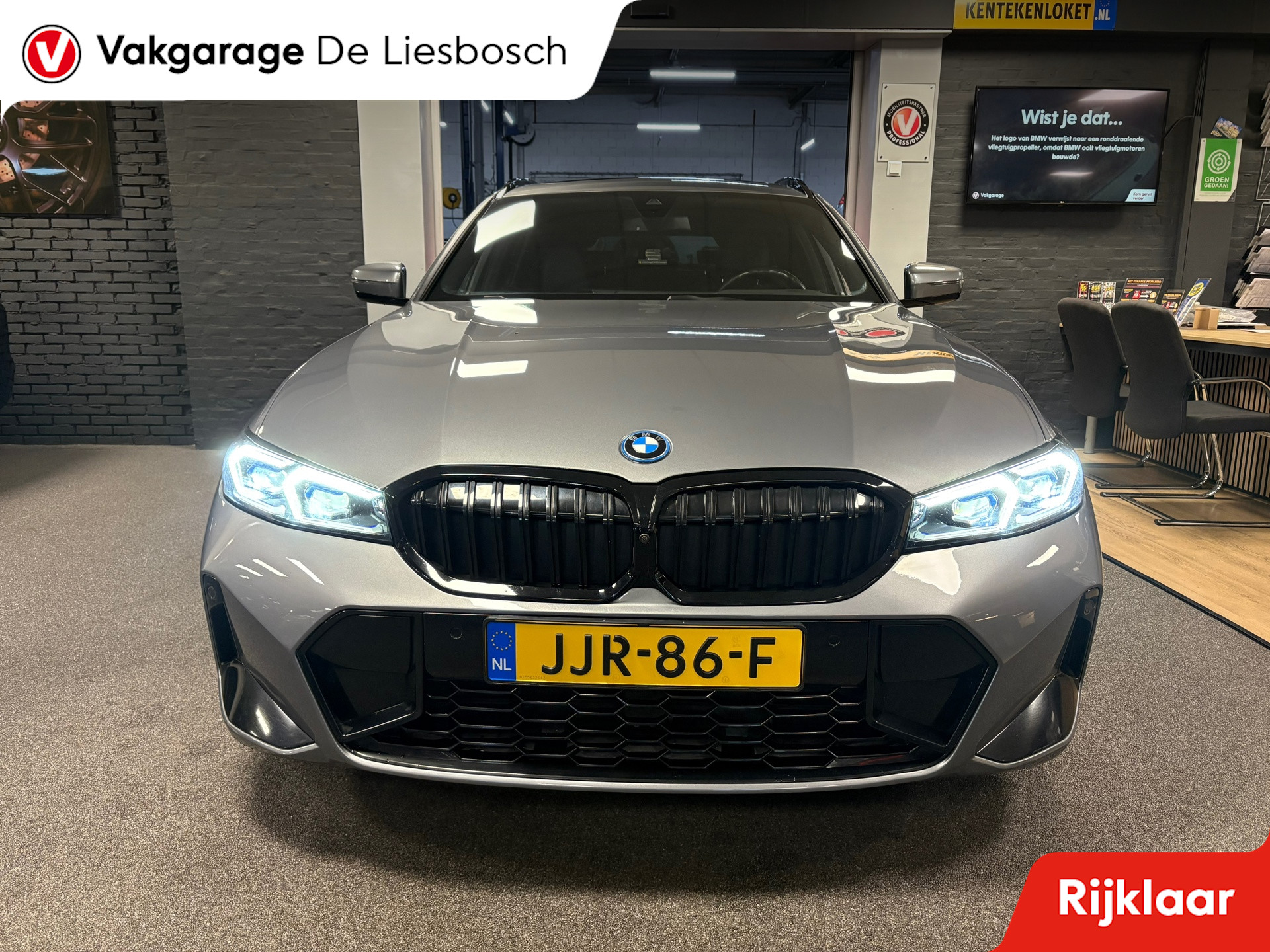 Foto van BMW 330e xDrive