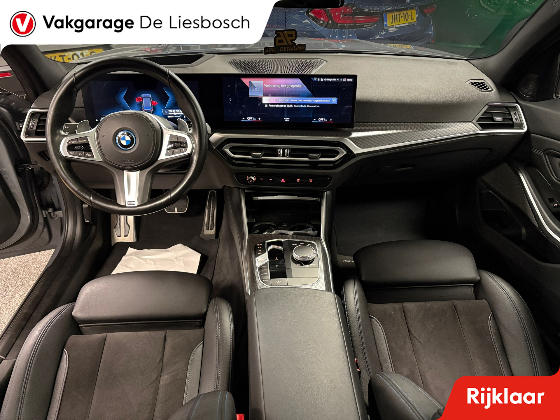 Foto van BMW 330e xDrive