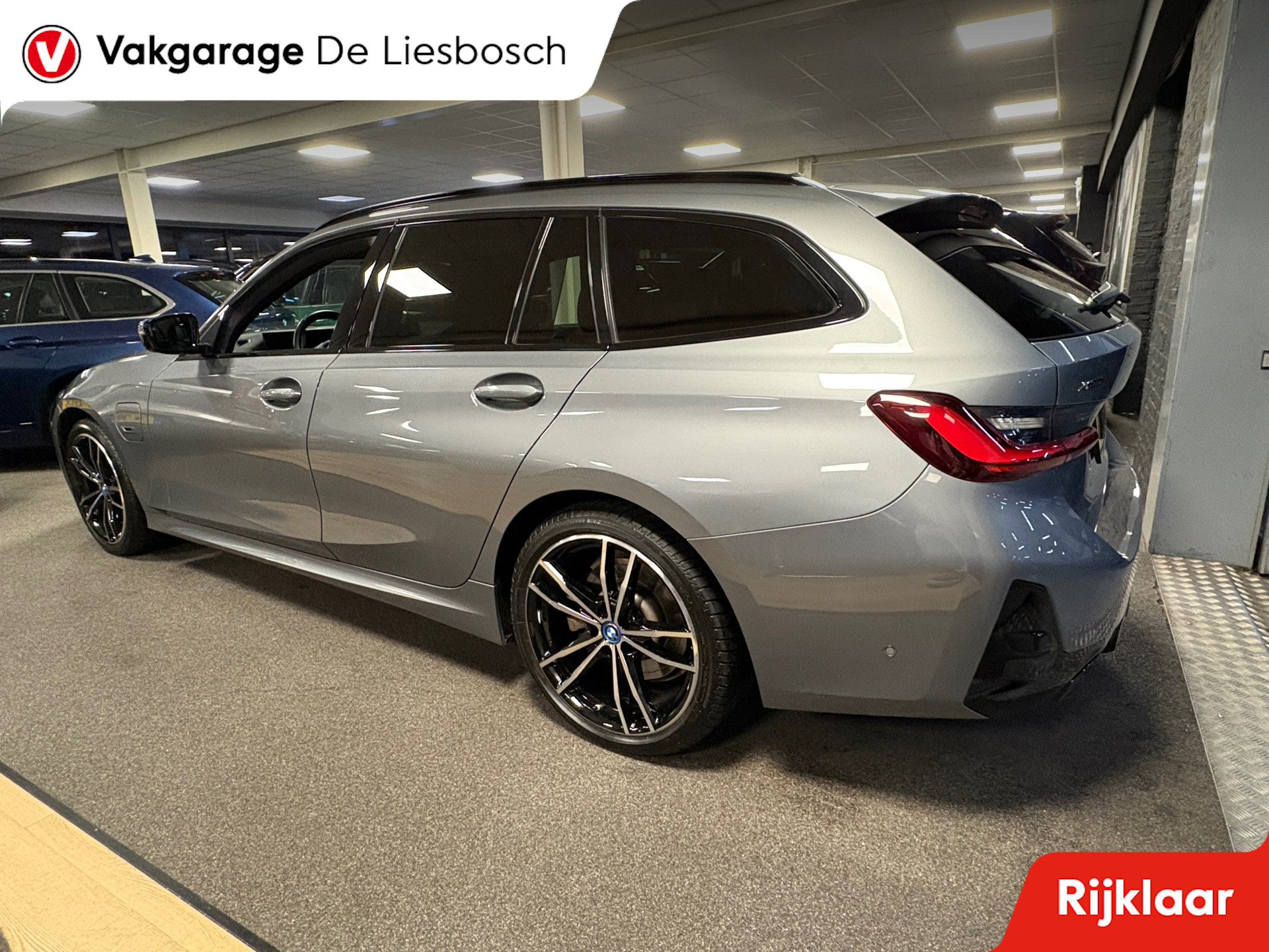 Foto van BMW 330e xDrive