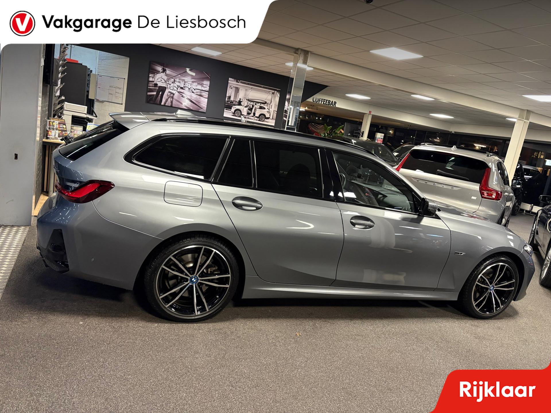 Foto van BMW 330e xDrive