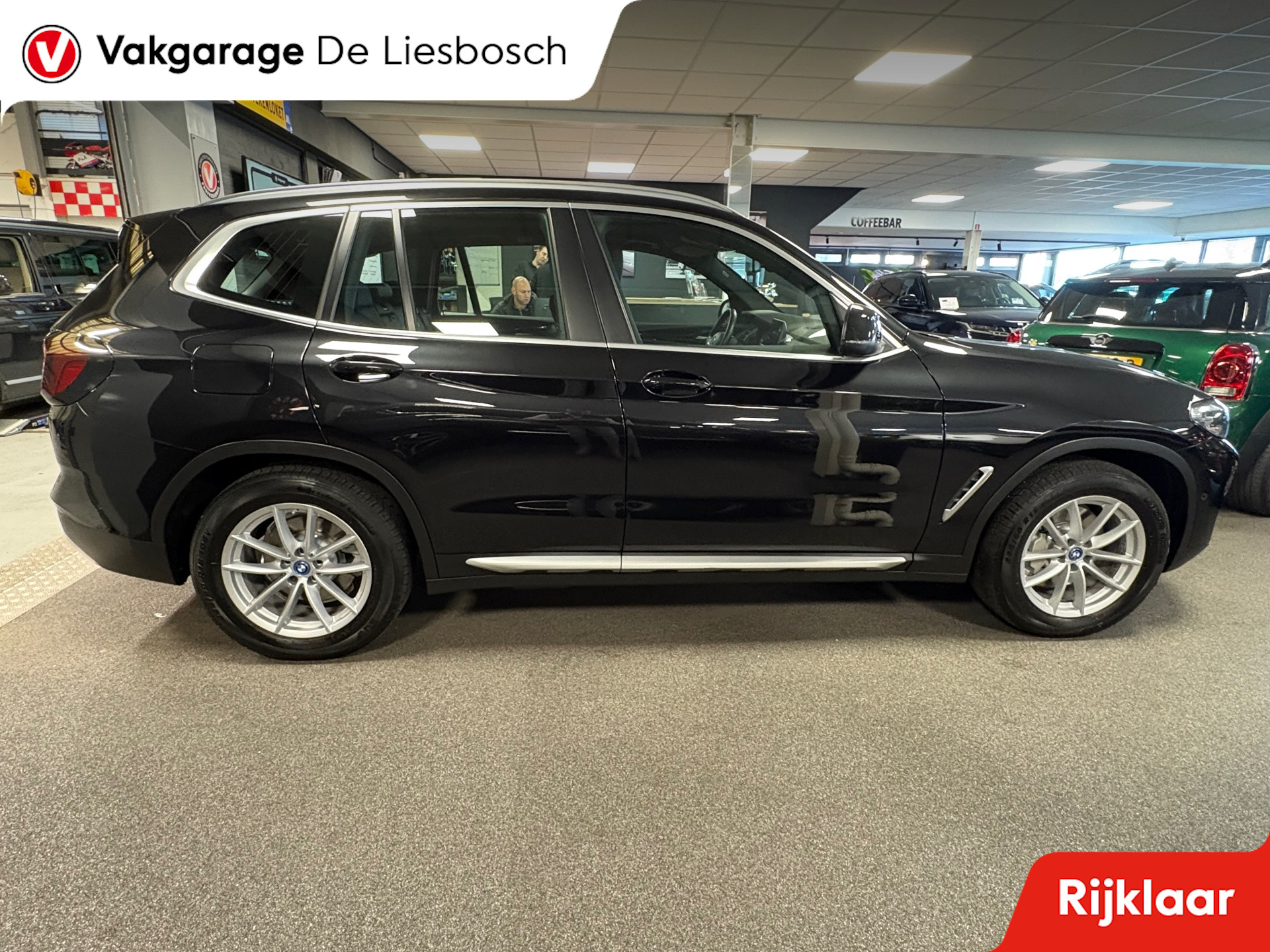 Foto van BMW X3 Xdrive30e