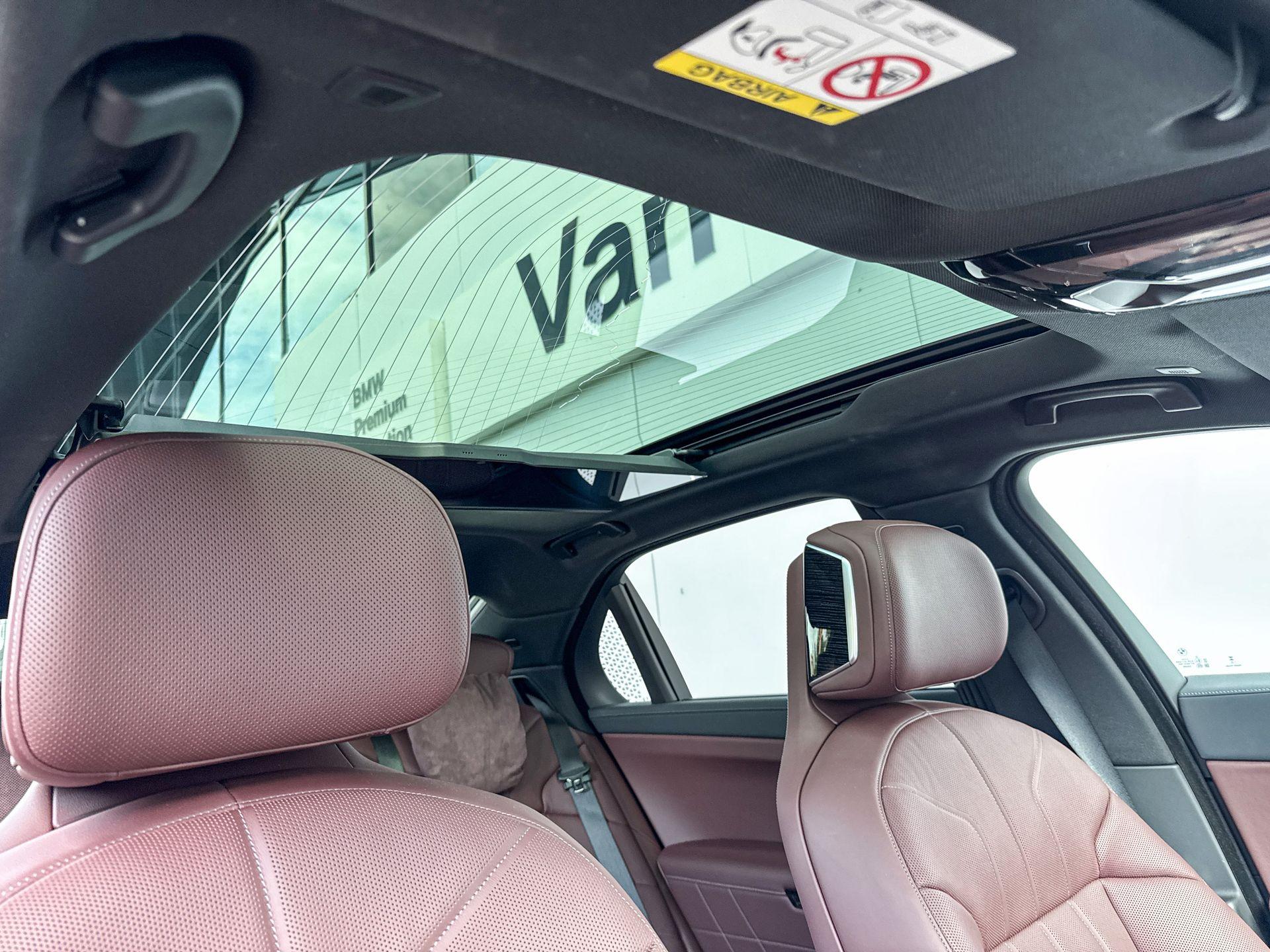 Foto van BMW 750e xDrive