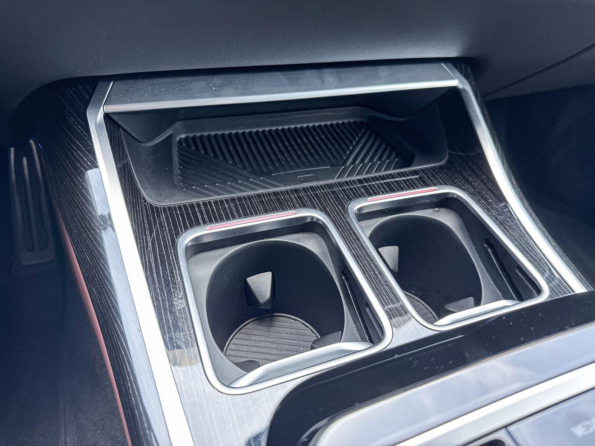 Foto van BMW 750e xDrive