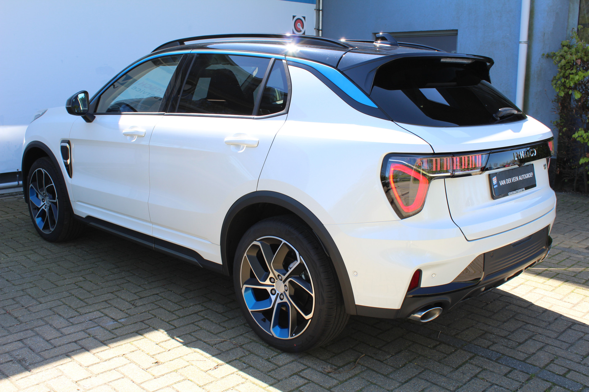 Foto van Lynk&co LYNK & Co 01