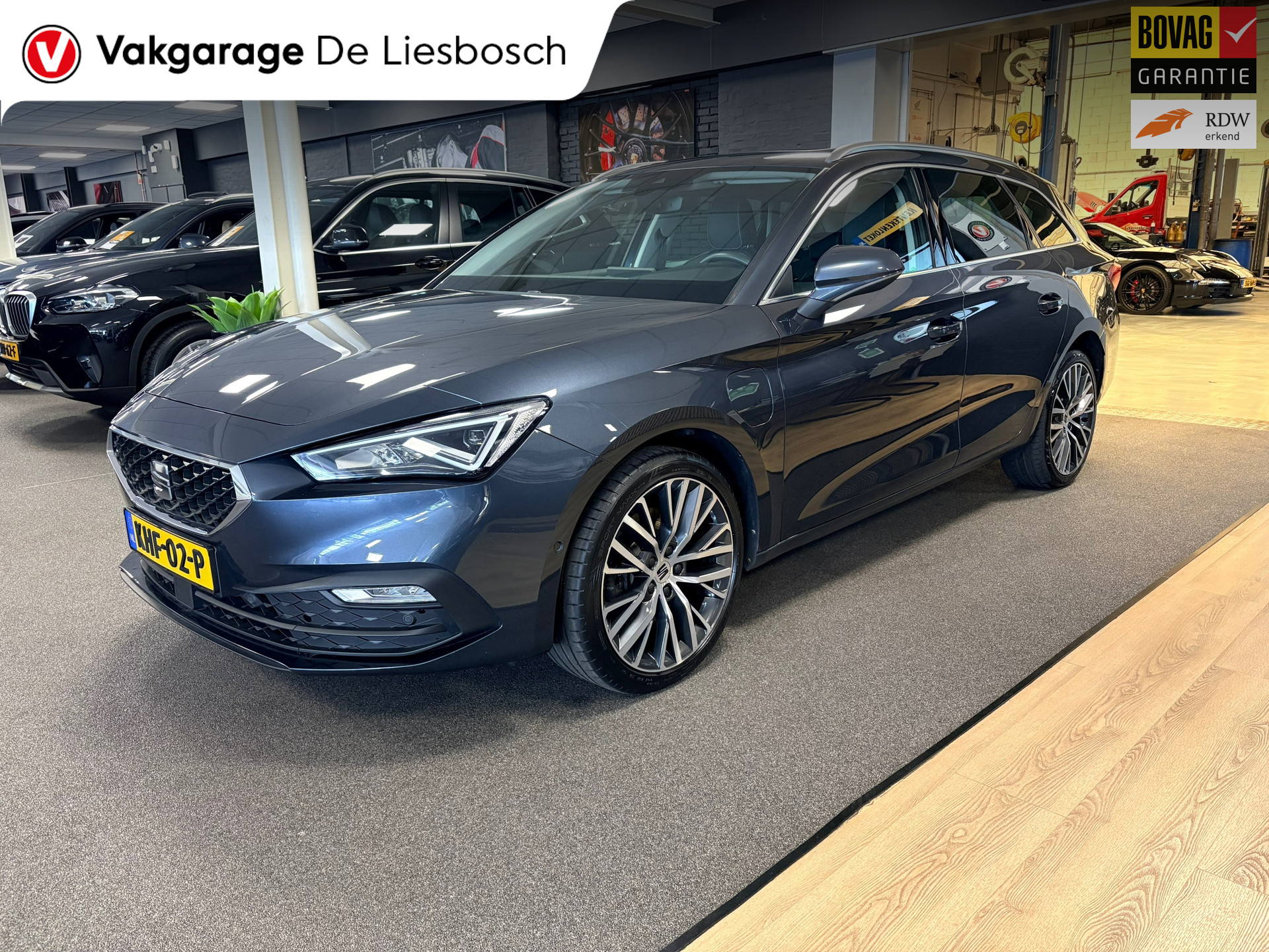 Seat Seat Leon SP E-hybrid150 1.4 TSI eHybrid PHEV FR Xcellence/pano/camera/apple CarPlay/memory 2021 - voorkant