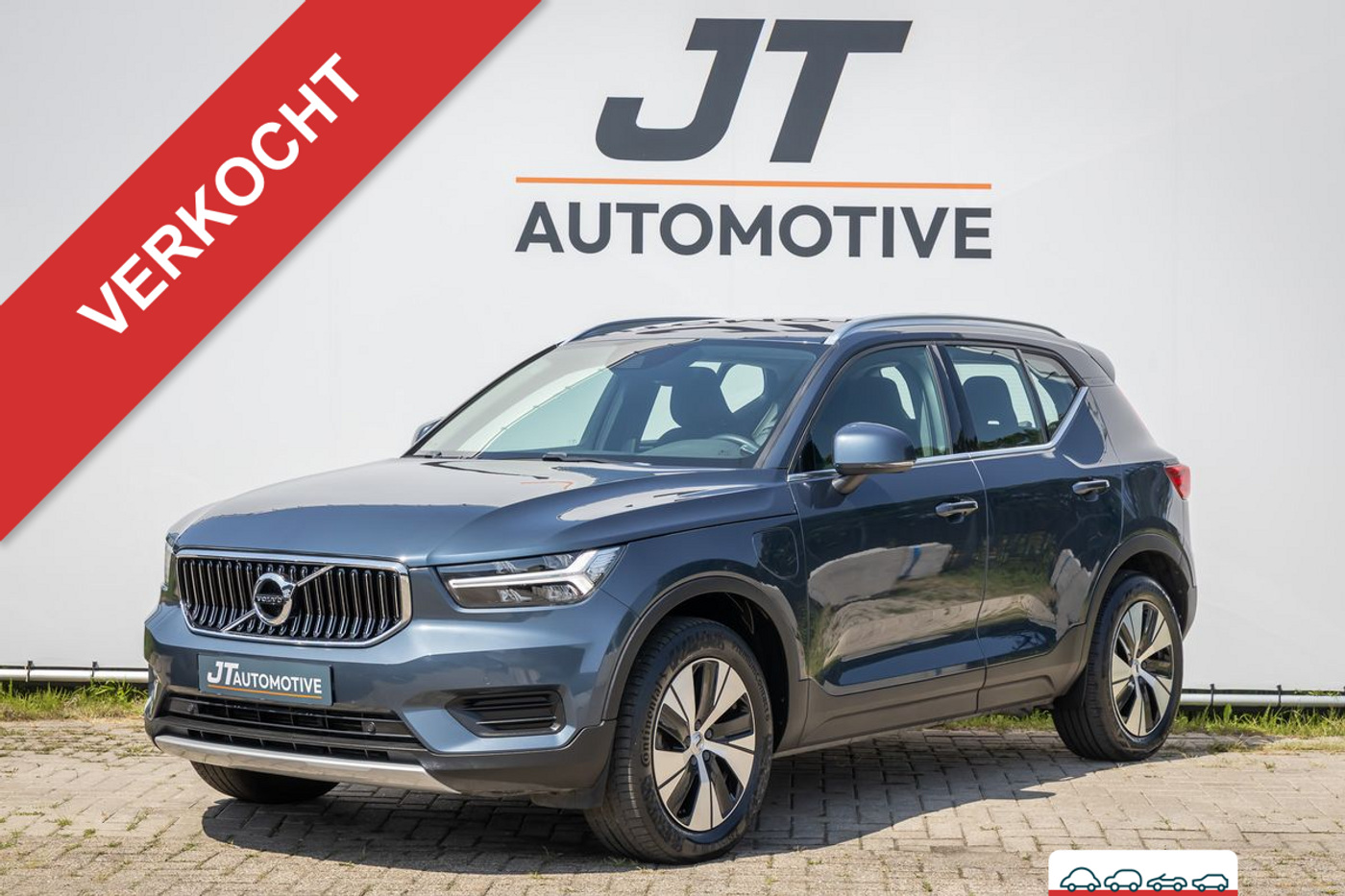 Volvo XC40 1.5 T4 Recharge Inscription Exp Camera | PDC | Adaptive cruise | Voorruitverwarming | Carplay | elektrische kofferbak 2022 - voorkant