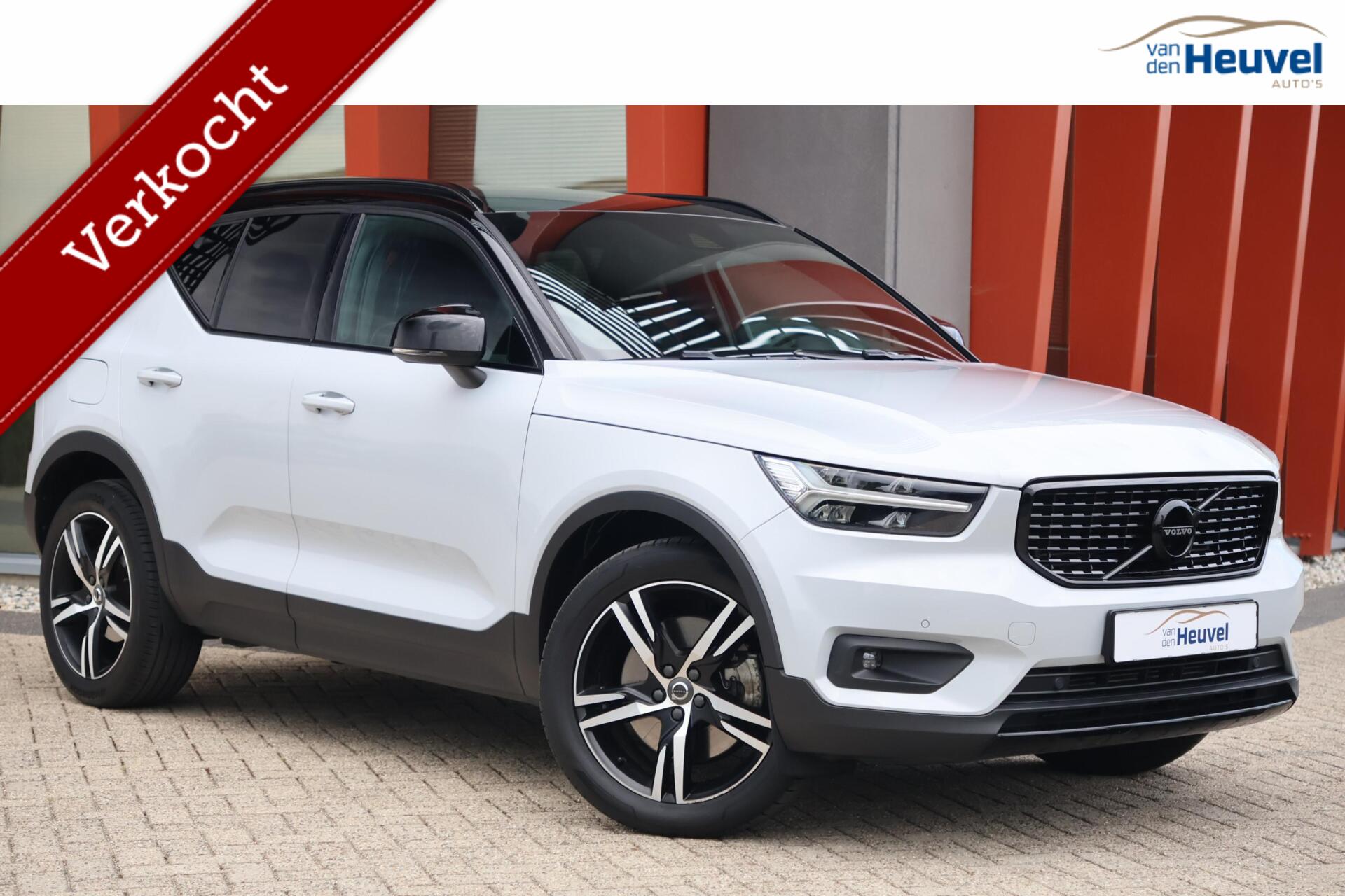 Volvo XC40 T4 Recharge R-Design | Stoelverwarming | Trekhaak | Parkeercamera | BLIS 2021 - voorkant