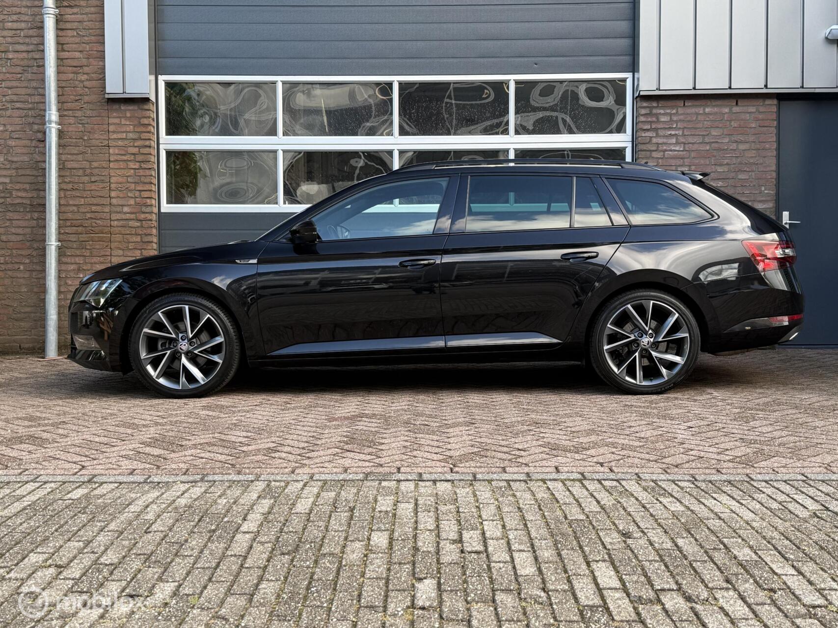 Foto van Skoda Superb Combi