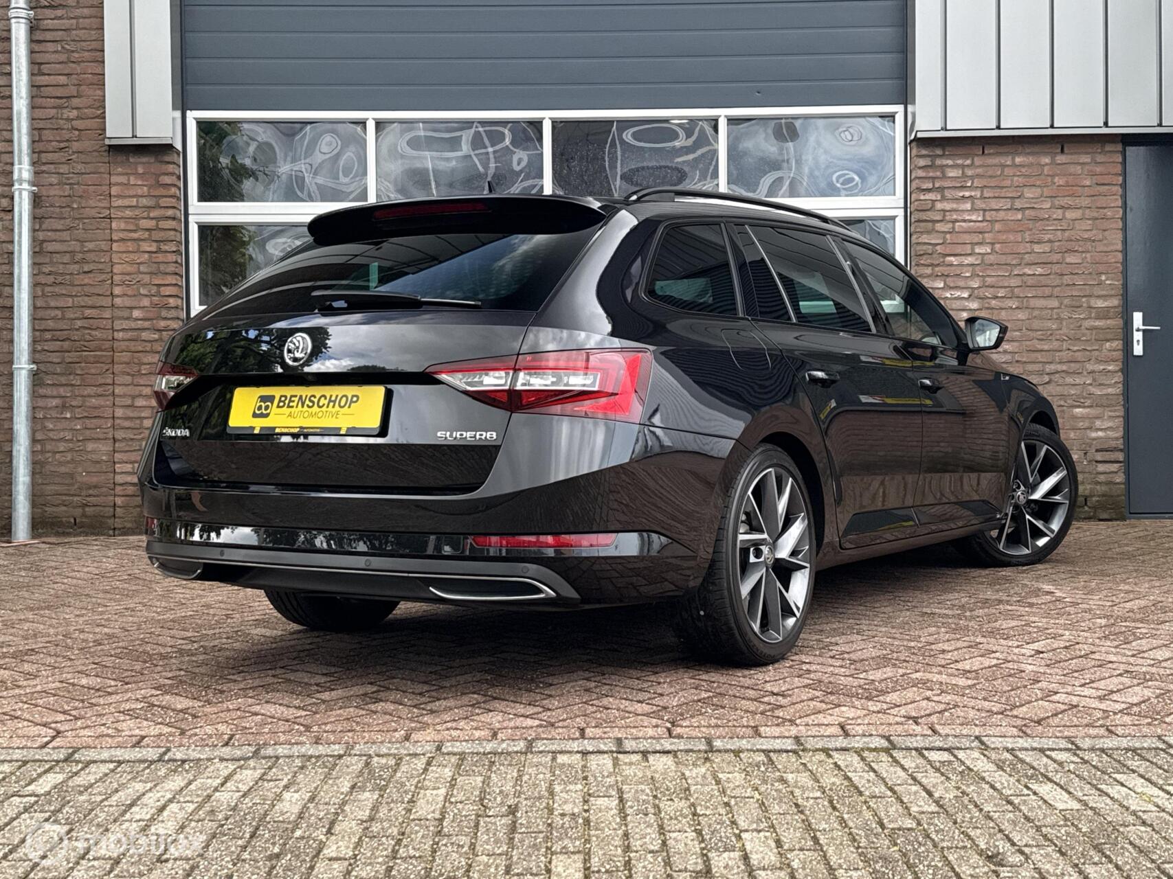 Foto van Skoda Superb Combi