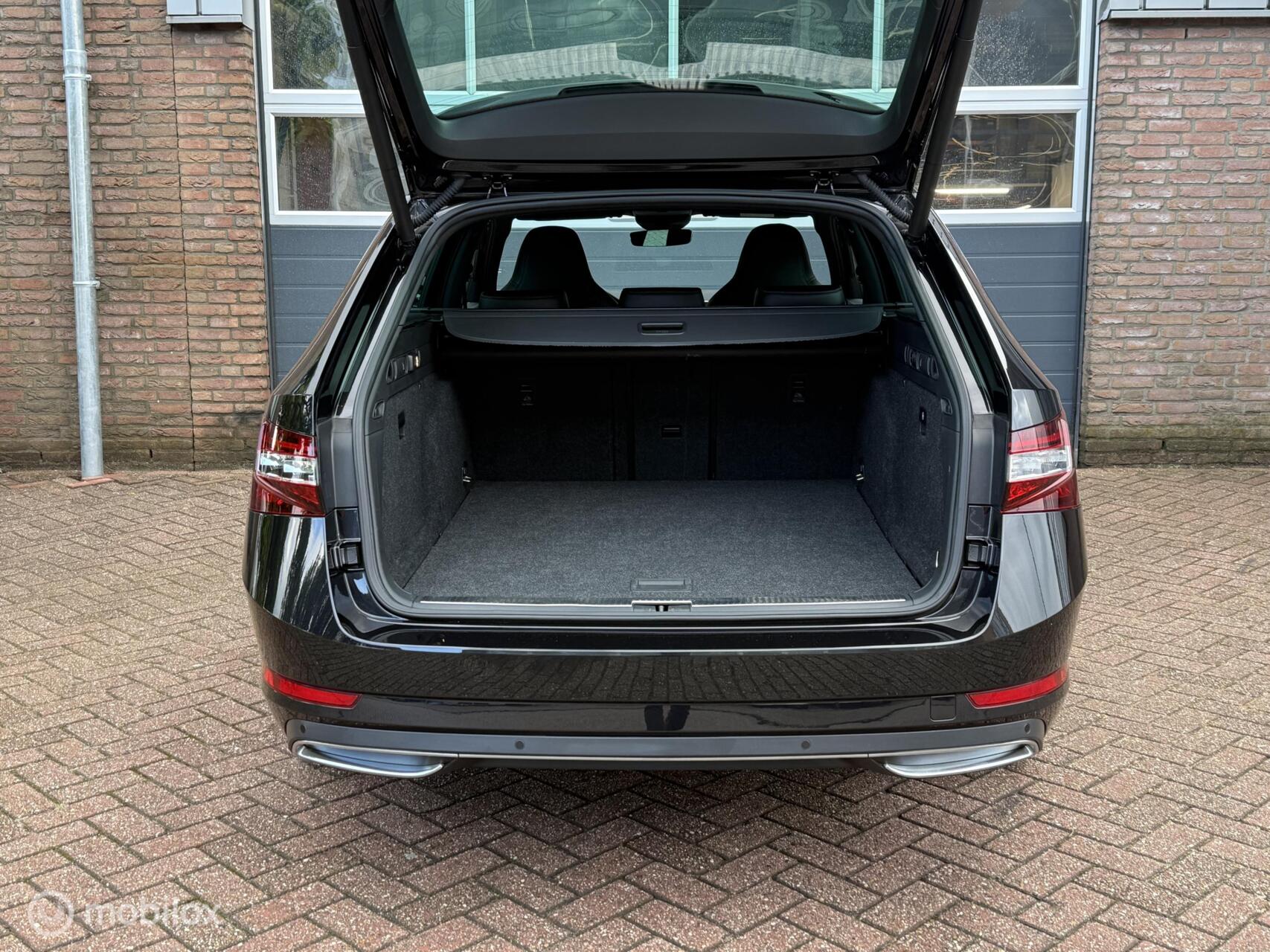 Foto van Skoda Superb Combi