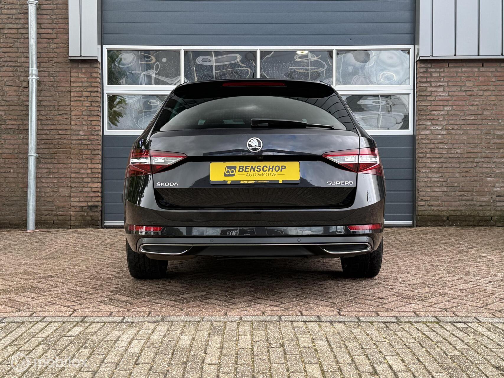 Foto van Skoda Superb Combi