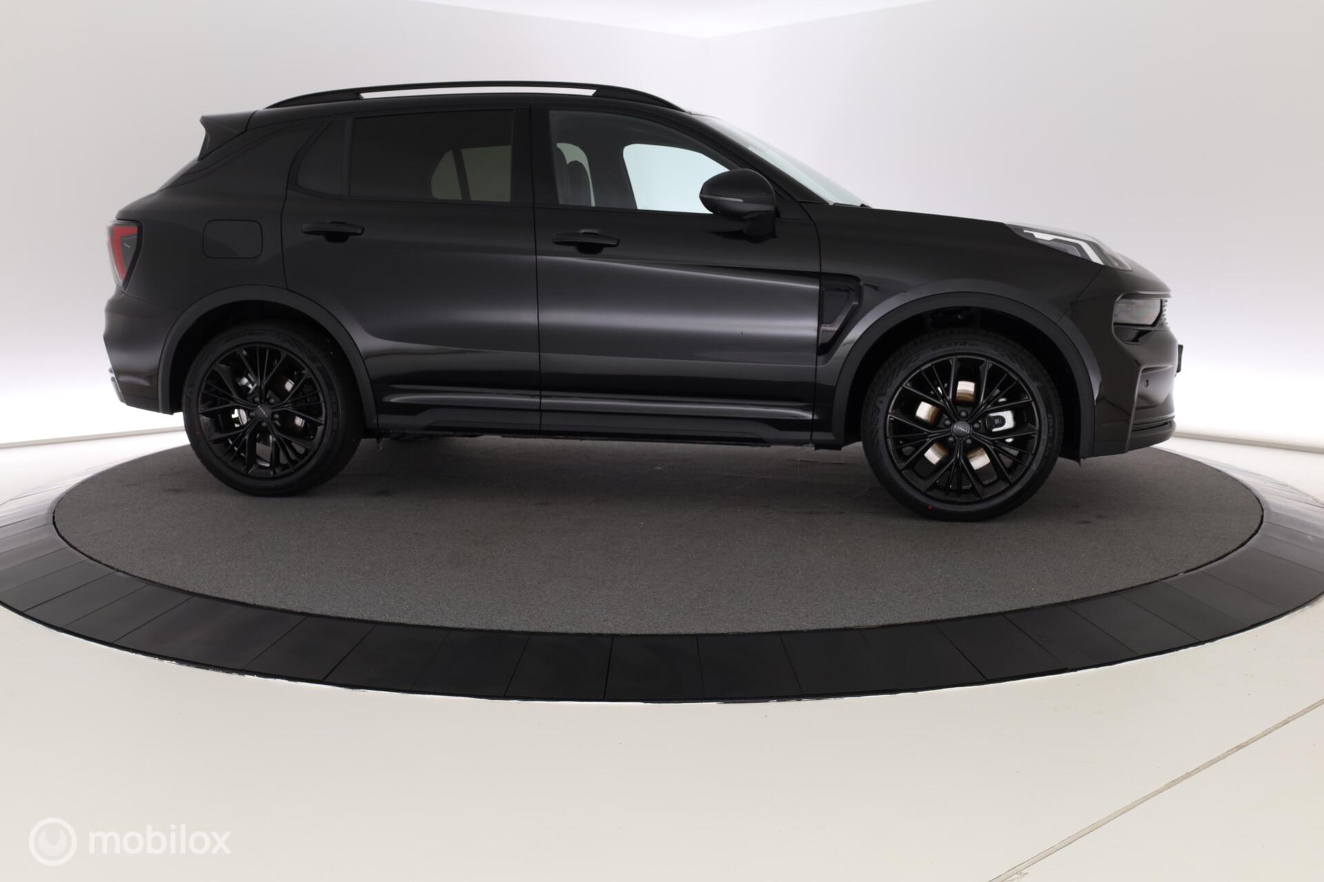 Foto van Lynk&co LYNK & Co 01
