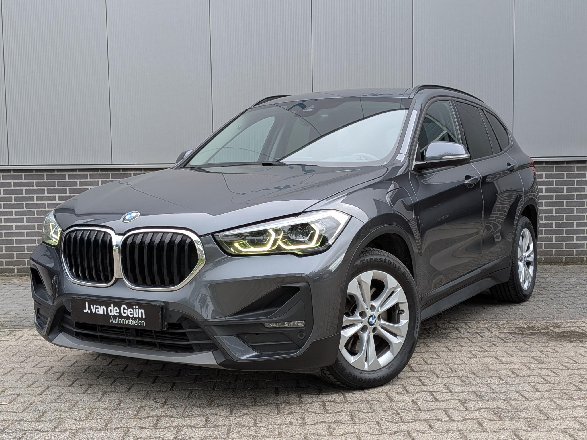 Foto van BMW X1 Xdrive25e