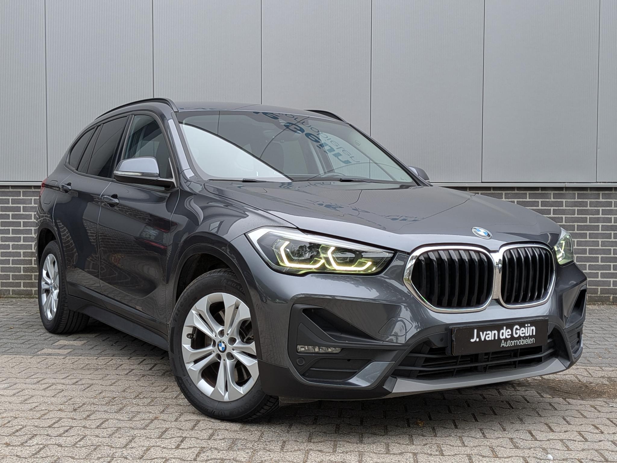 Foto van BMW X1 Xdrive25e