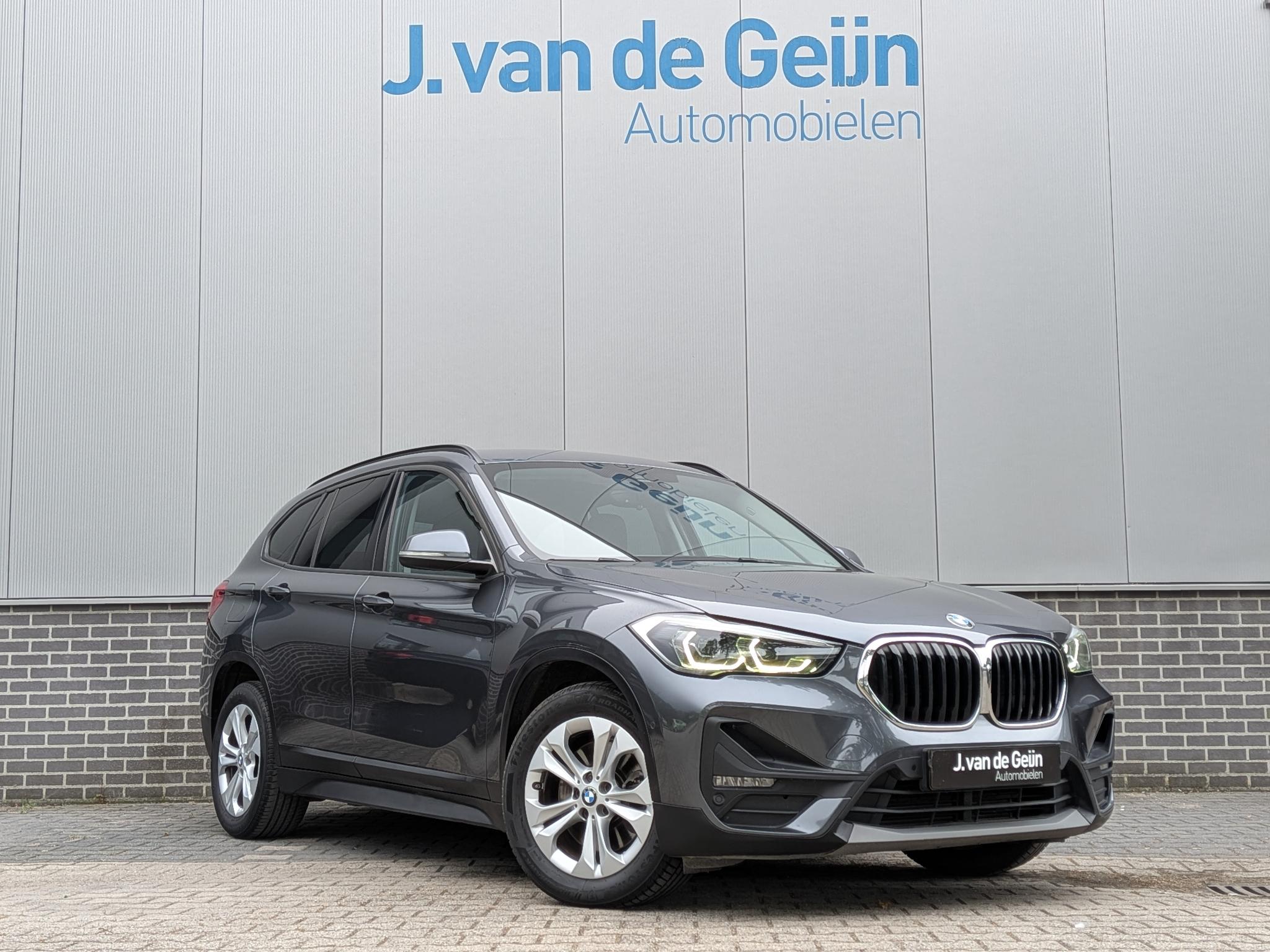 Foto van BMW X1 Xdrive25e