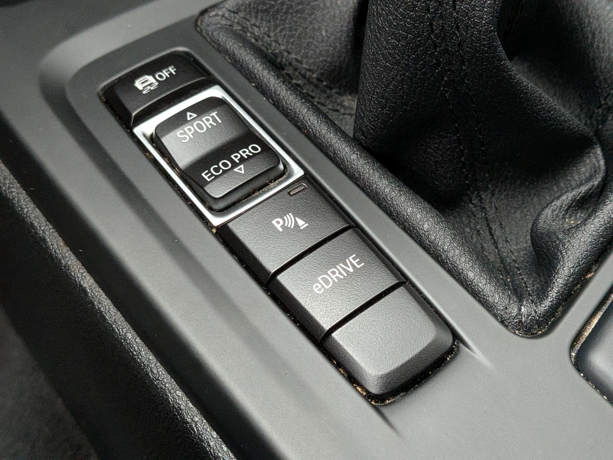 Foto van BMW X1 Xdrive25e